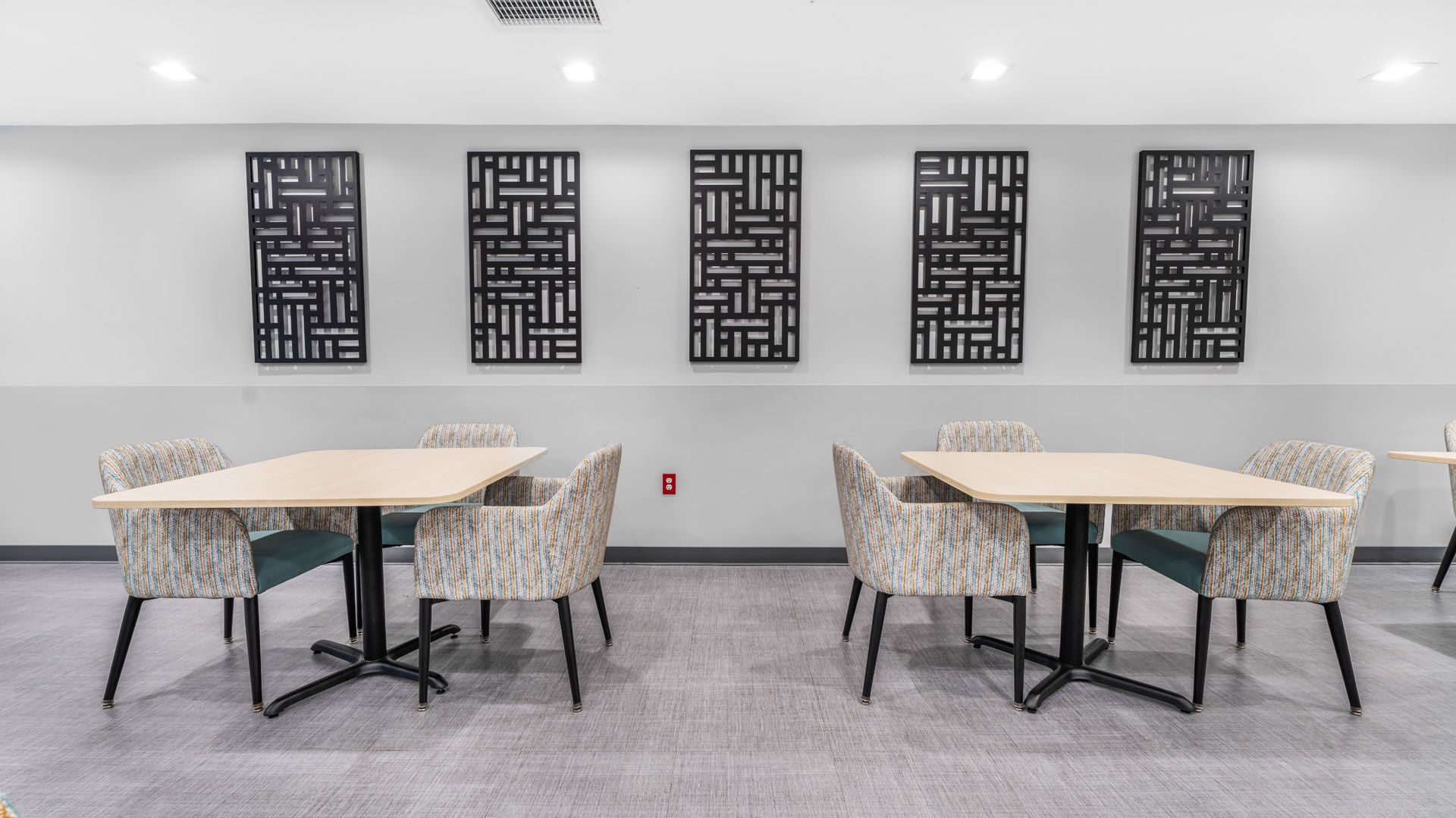 Lincolnwood RI nursing home interior