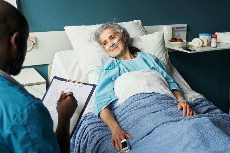 Oxygen Therapy vs Ventilator Support: What’s the Difference?
