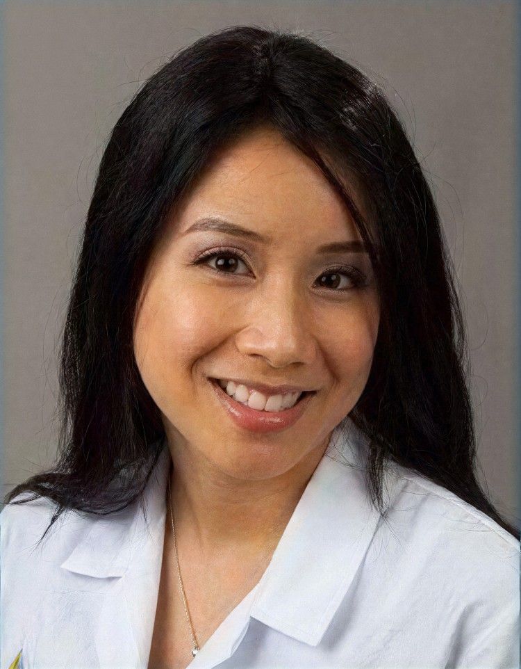 Photo ofDr. Tiffany Vu Physiatrist orthoWin