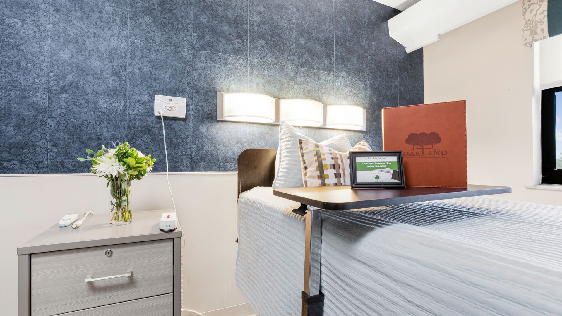 Oakland NJ rehab private bedroom