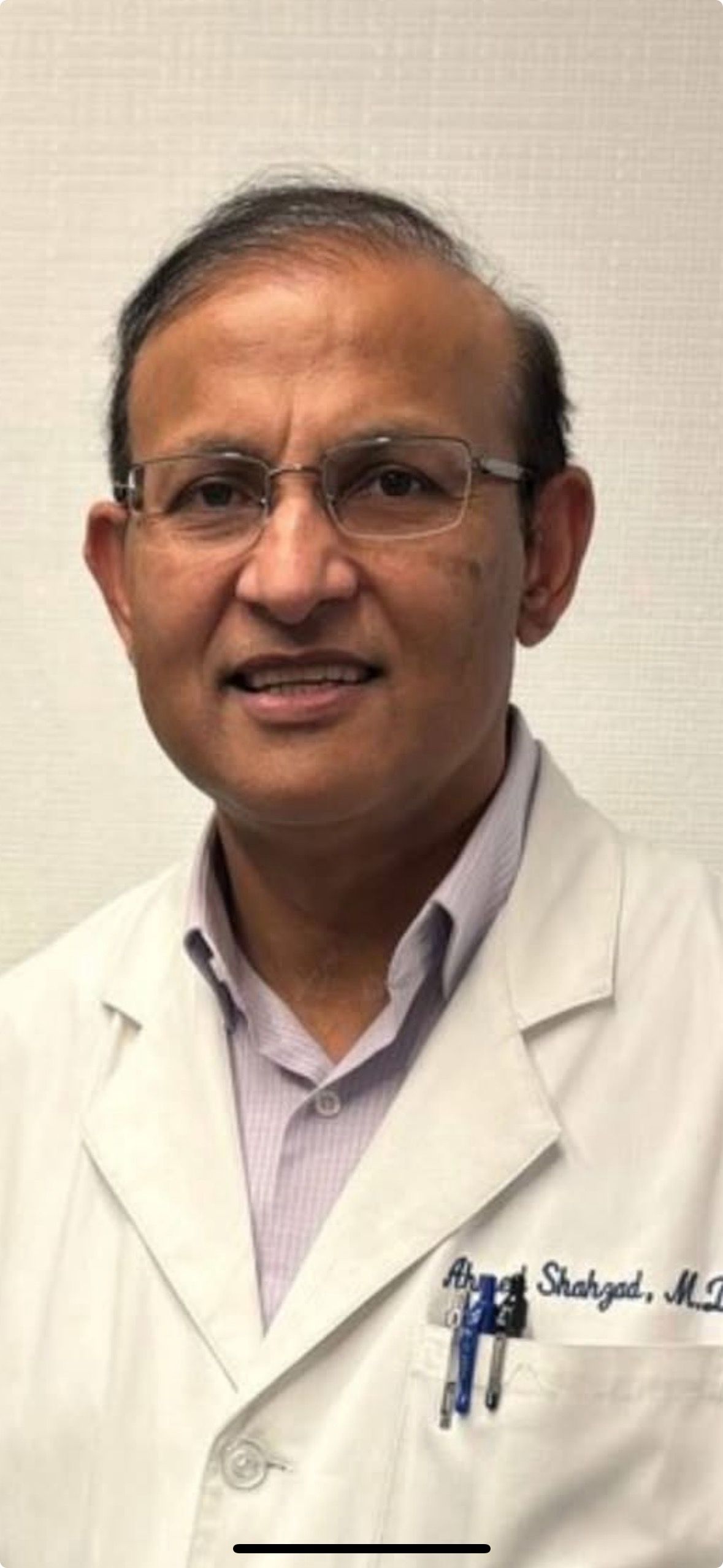 Photo of Dr. Ahmed Shahzad Nephrologist renalX