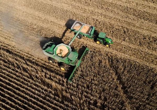 John Deere 5090E