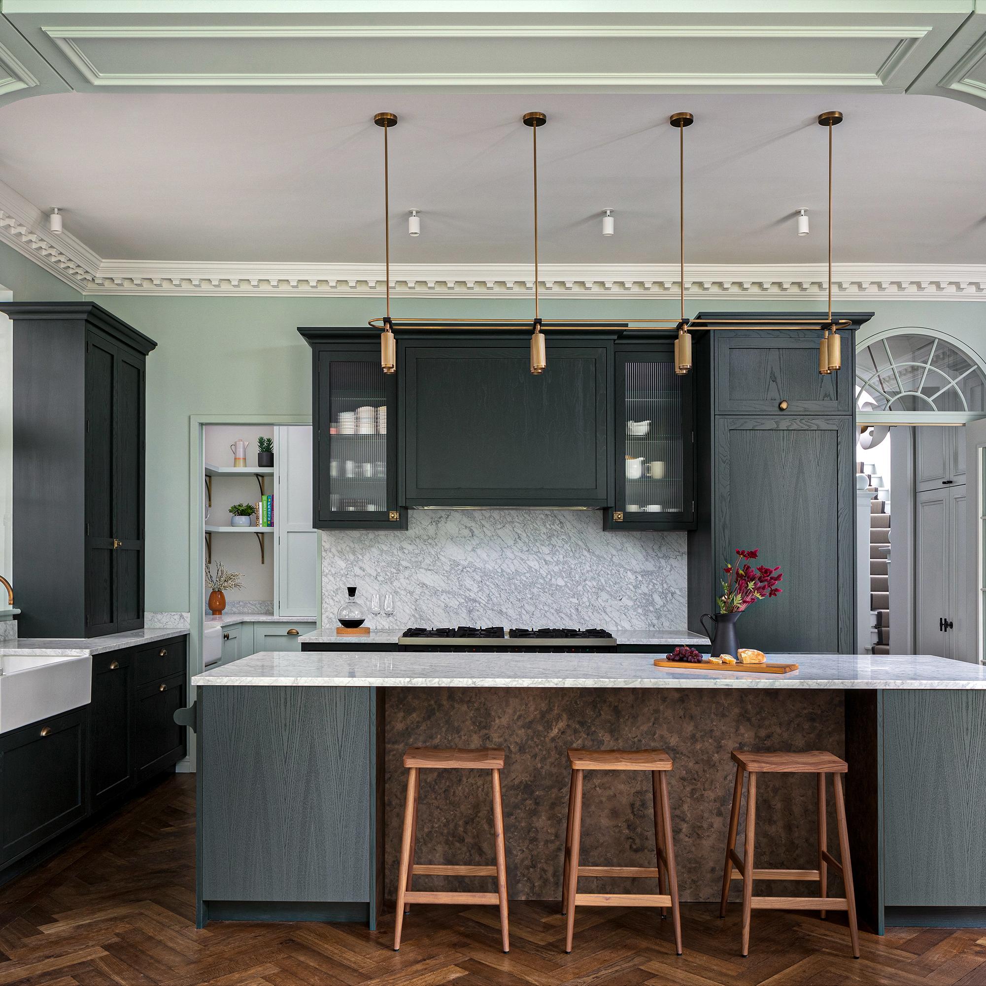 Sola Kitchens | Explore Our Stunning Bespoke Kitchen Projects
