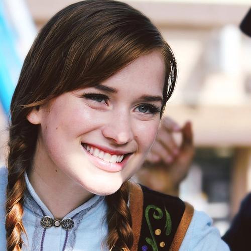 Elizabeth Lail