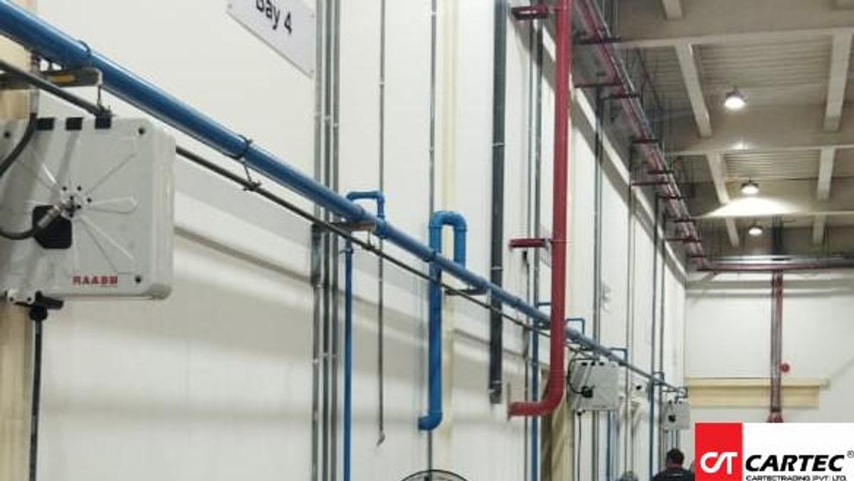 oil distribution line with hose reels and digital guns0
