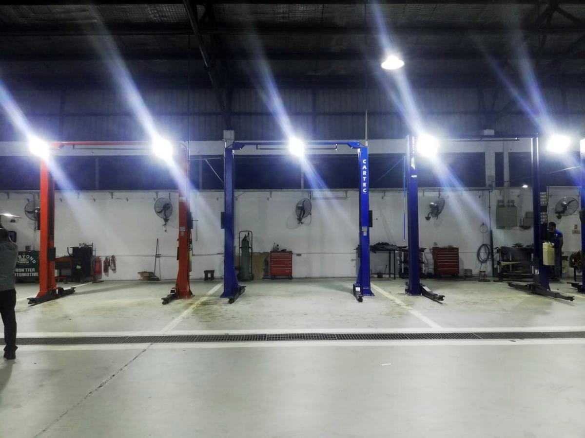 Jaguar landrover sri lanka 2 post lift cartec trading 3