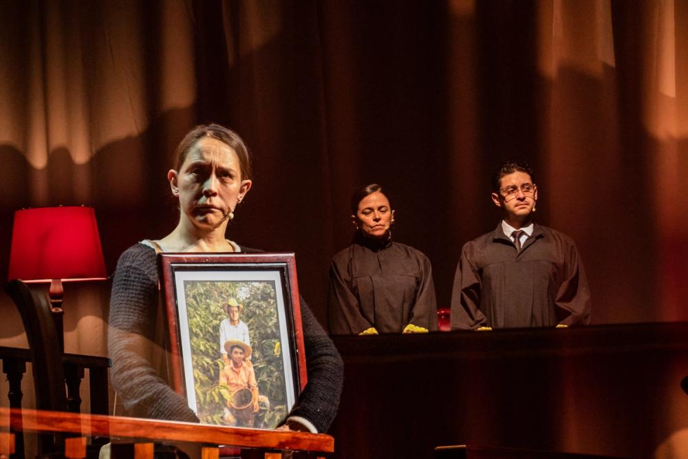Mantener el juicio 