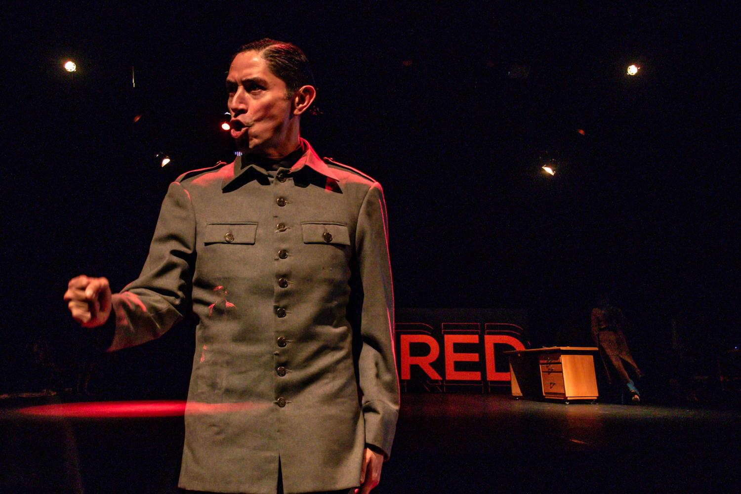 Gaspar y Violeta, Zapatos Nuevos y Diciembre