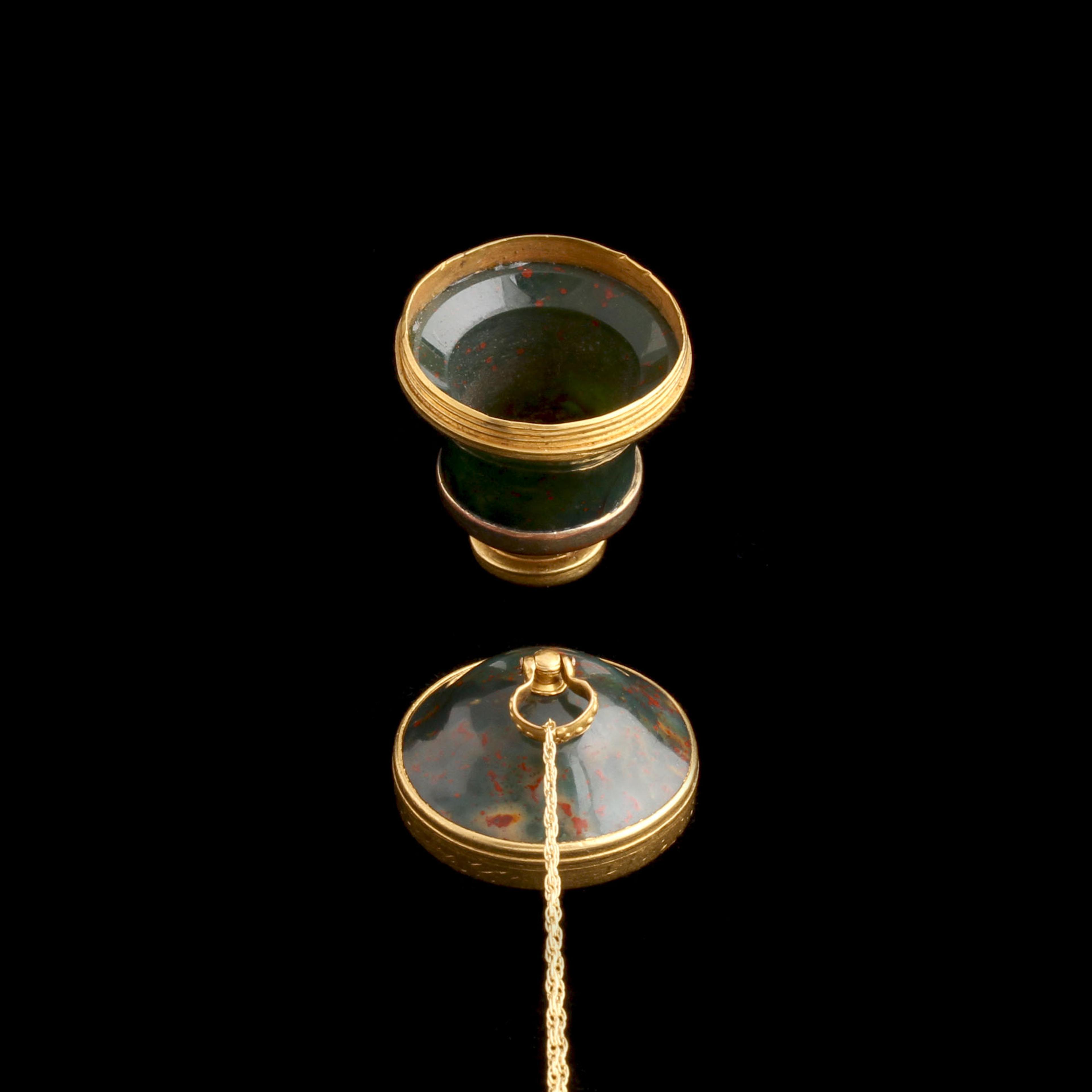 18th Century Bloodstone Urn Vessel Necklace