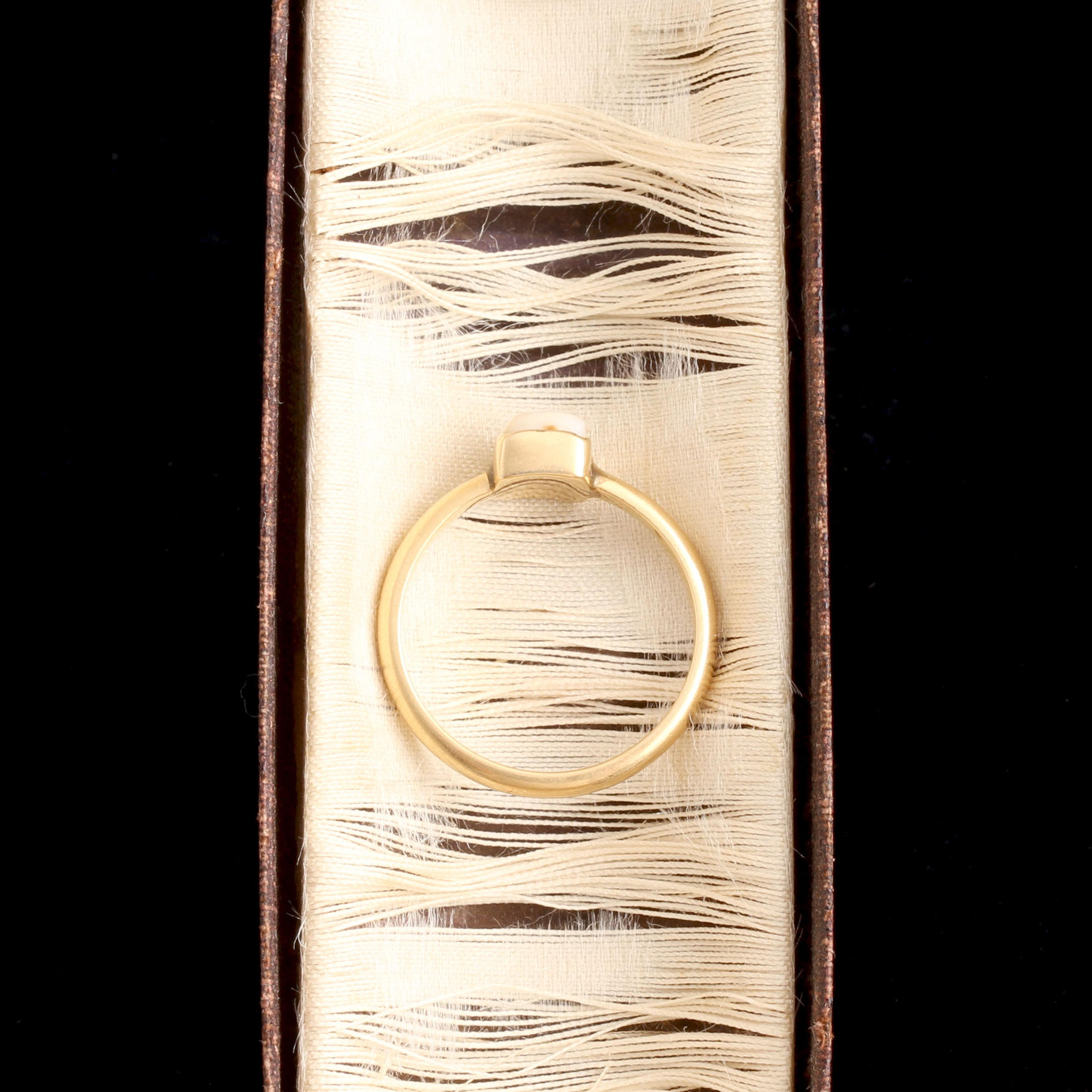 Belle Èpoque Milk Tooth Ring