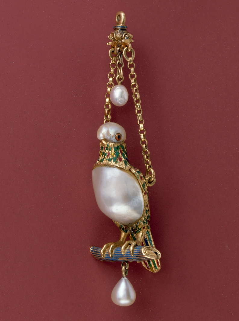 Parrot pendant, Spanish, late 16th-early 17th century, Metropolitan Museum of Art.
