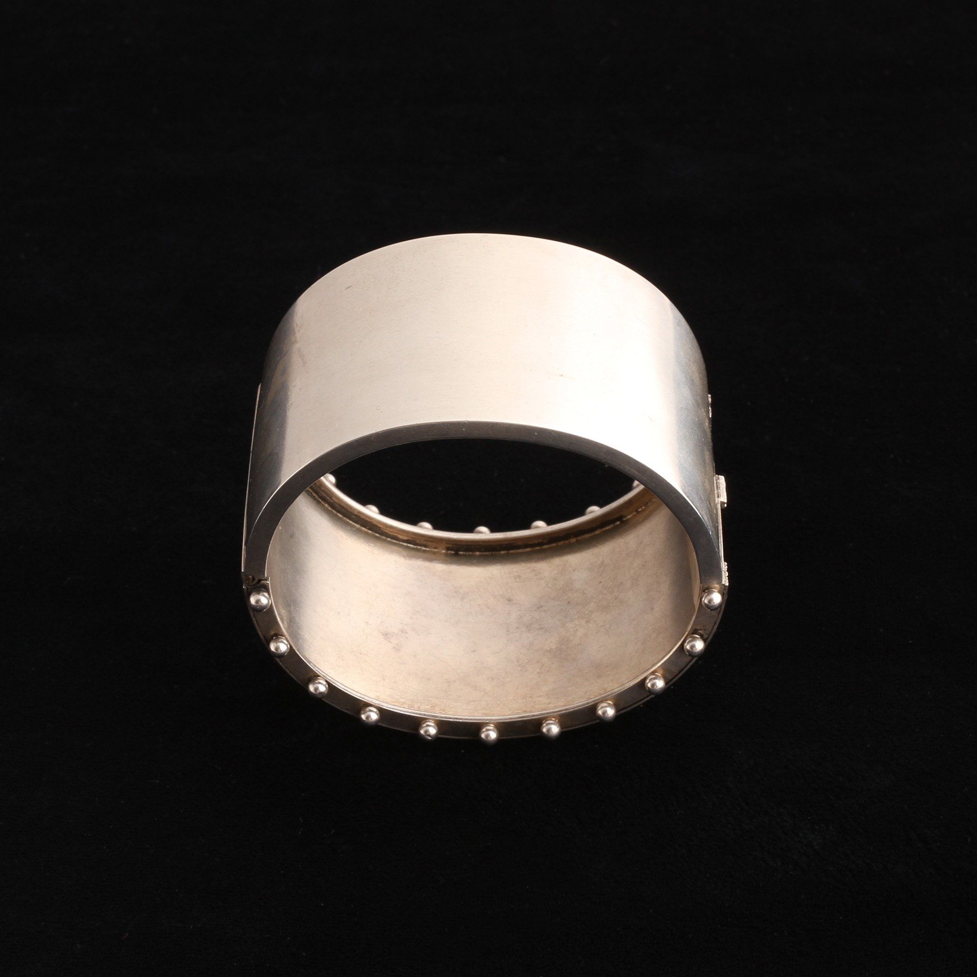 Victorian Aesthetic Movement Coral Motif Bangle