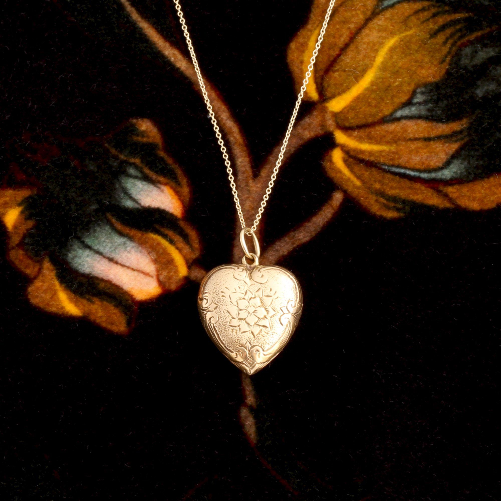 Victorian Floral Motif Heart Locket