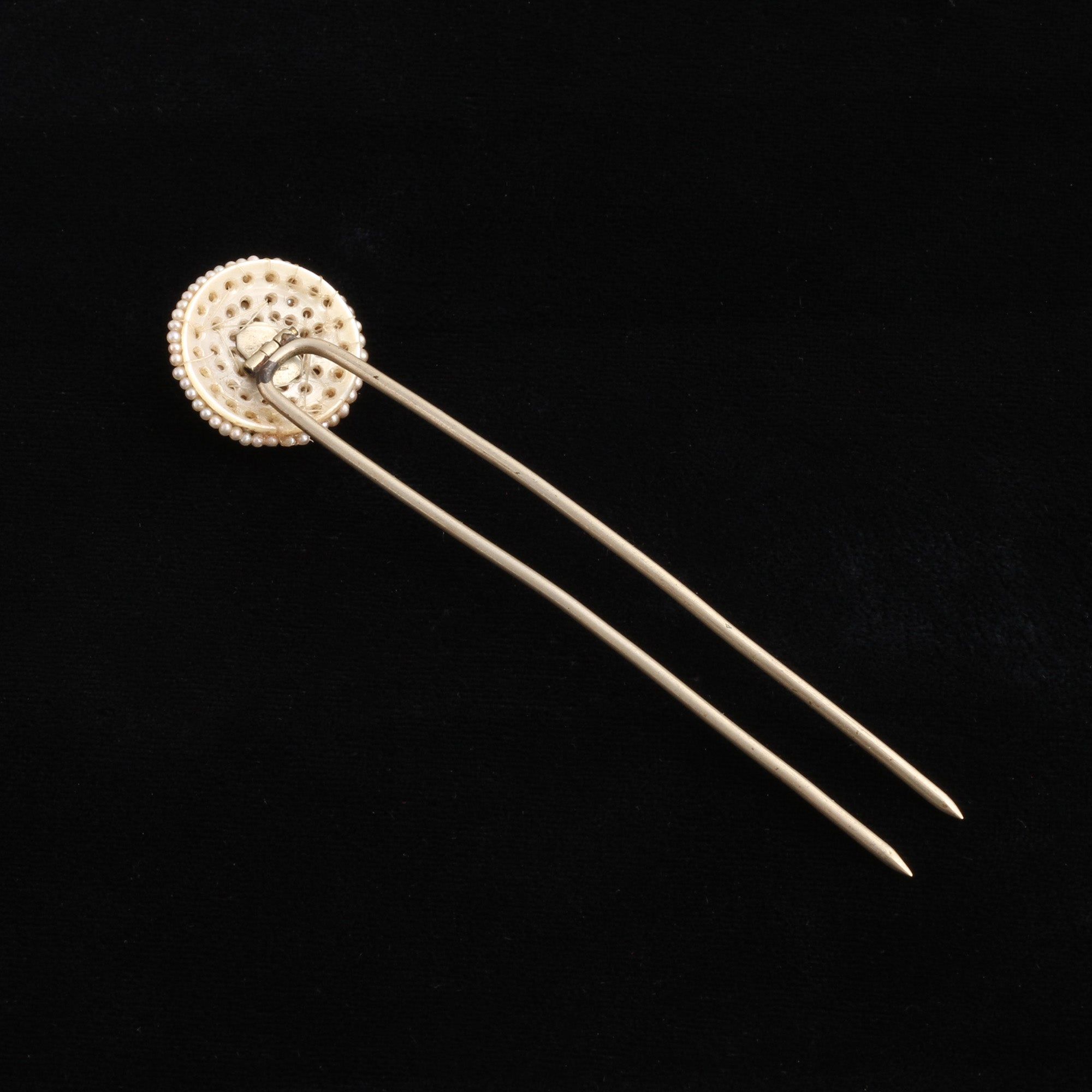 Victorian Pearl Comb