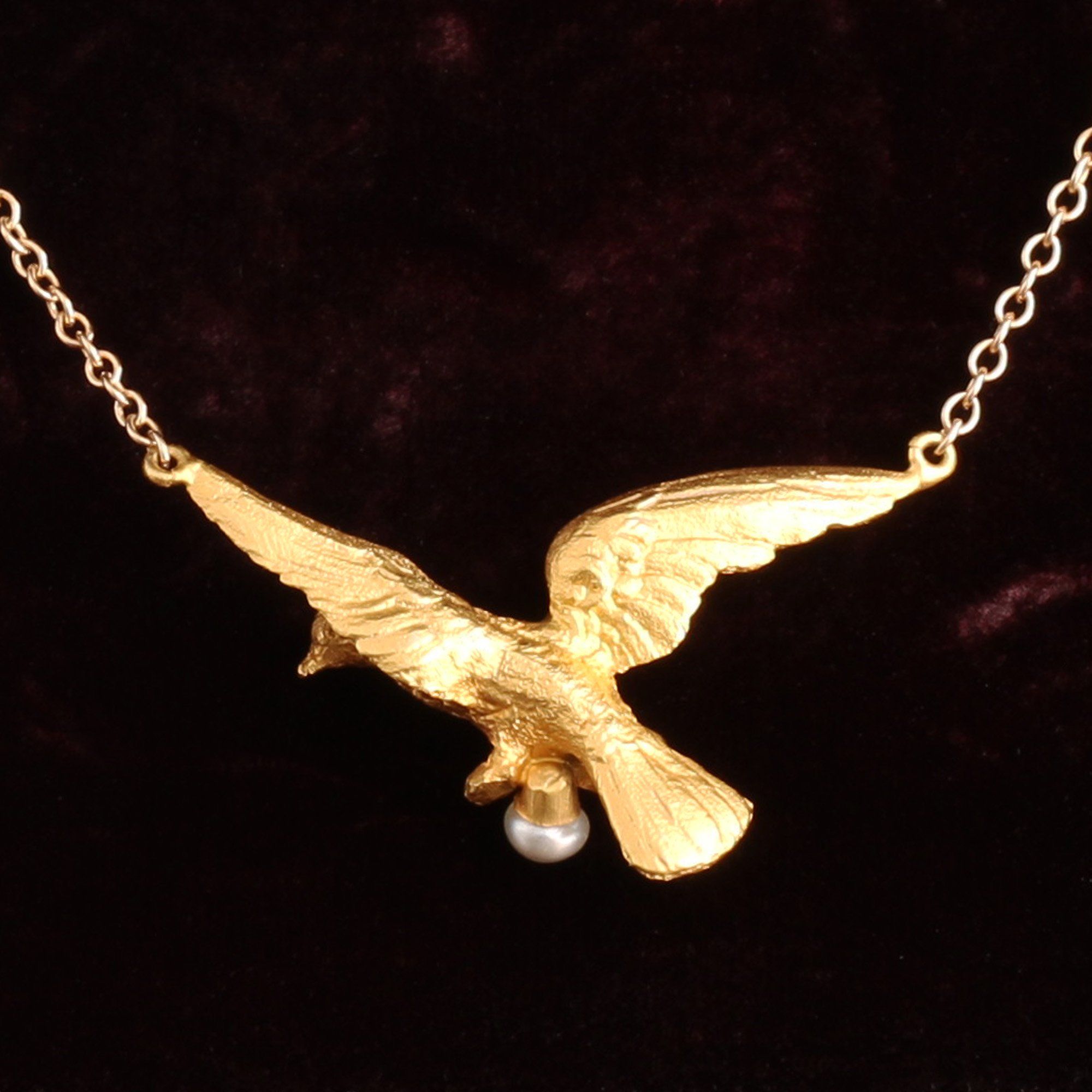 Late Victorian Gold Bird and Pearl Egg Necklace