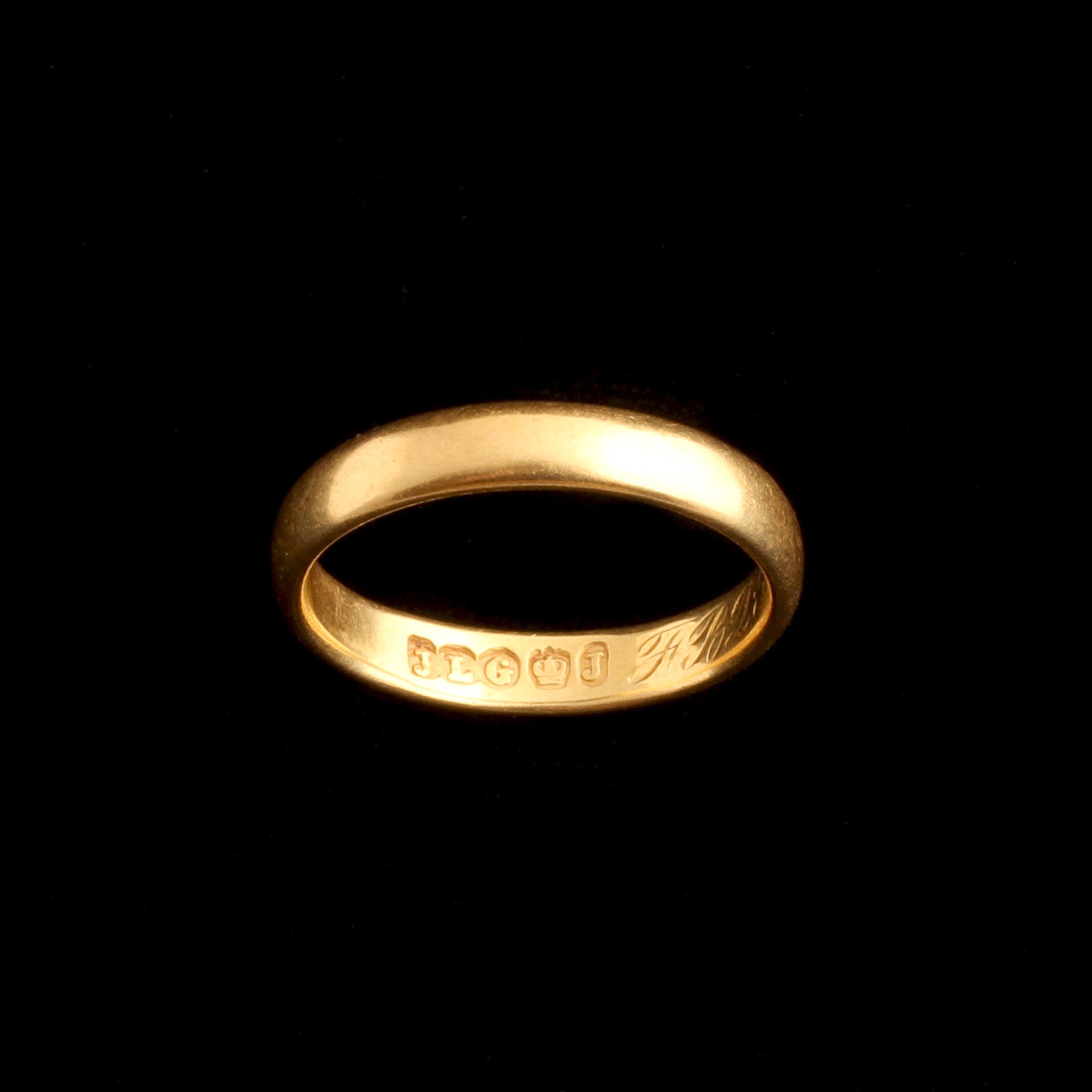 Victorian Jersey Hallmarks 22k Gold Band