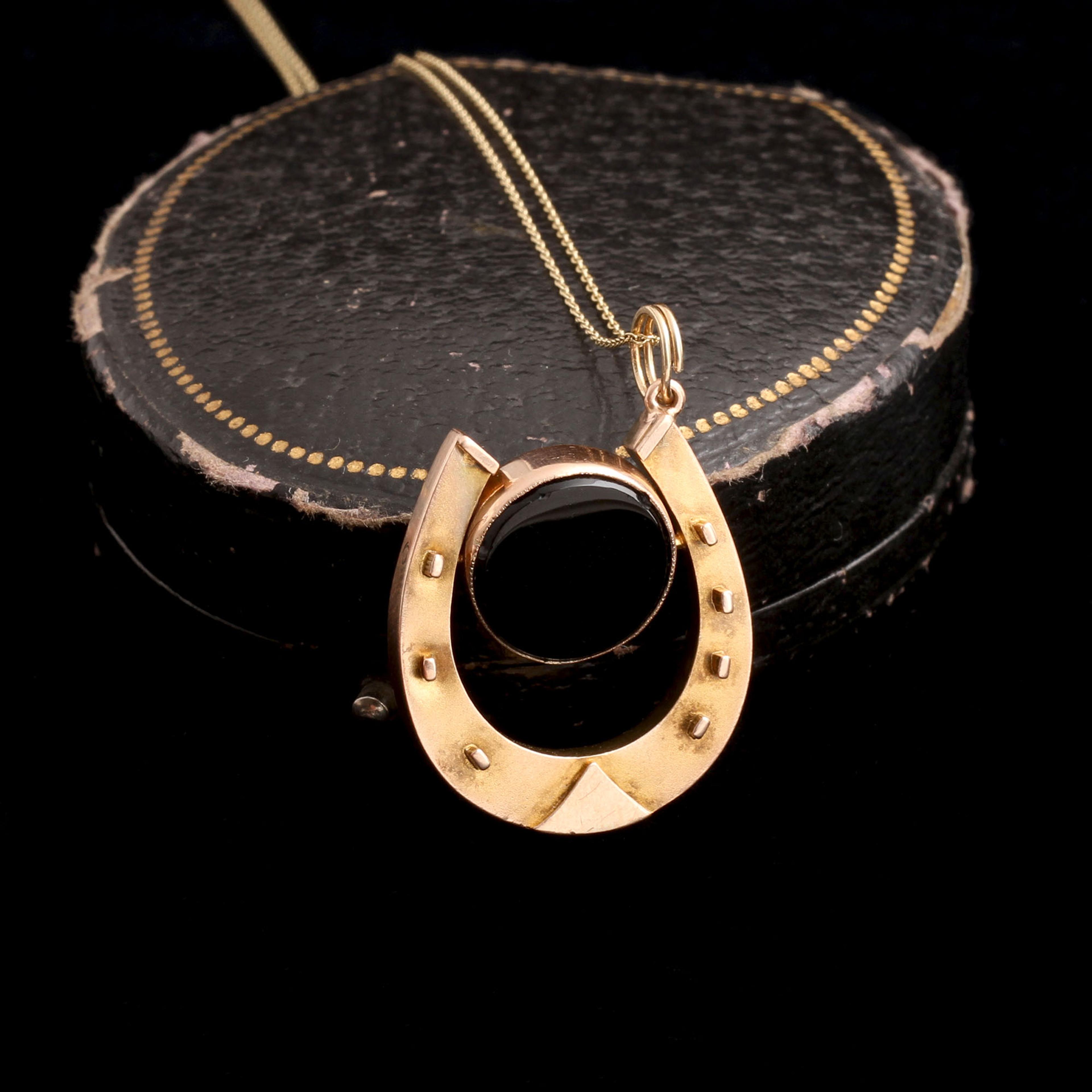 Late Victorian Horseshoe Spinner Pendant