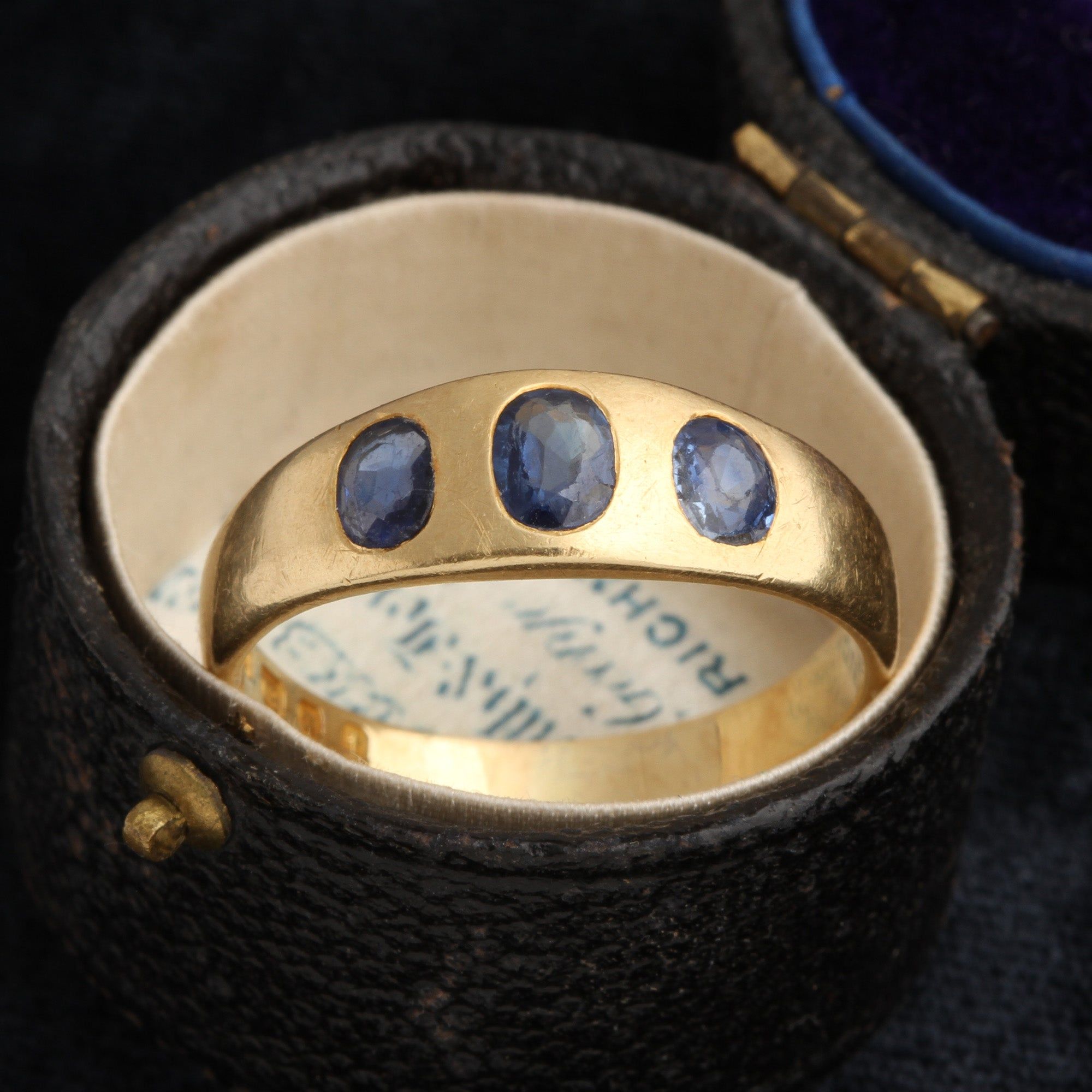 1930s Three Stone Sapphire Ring