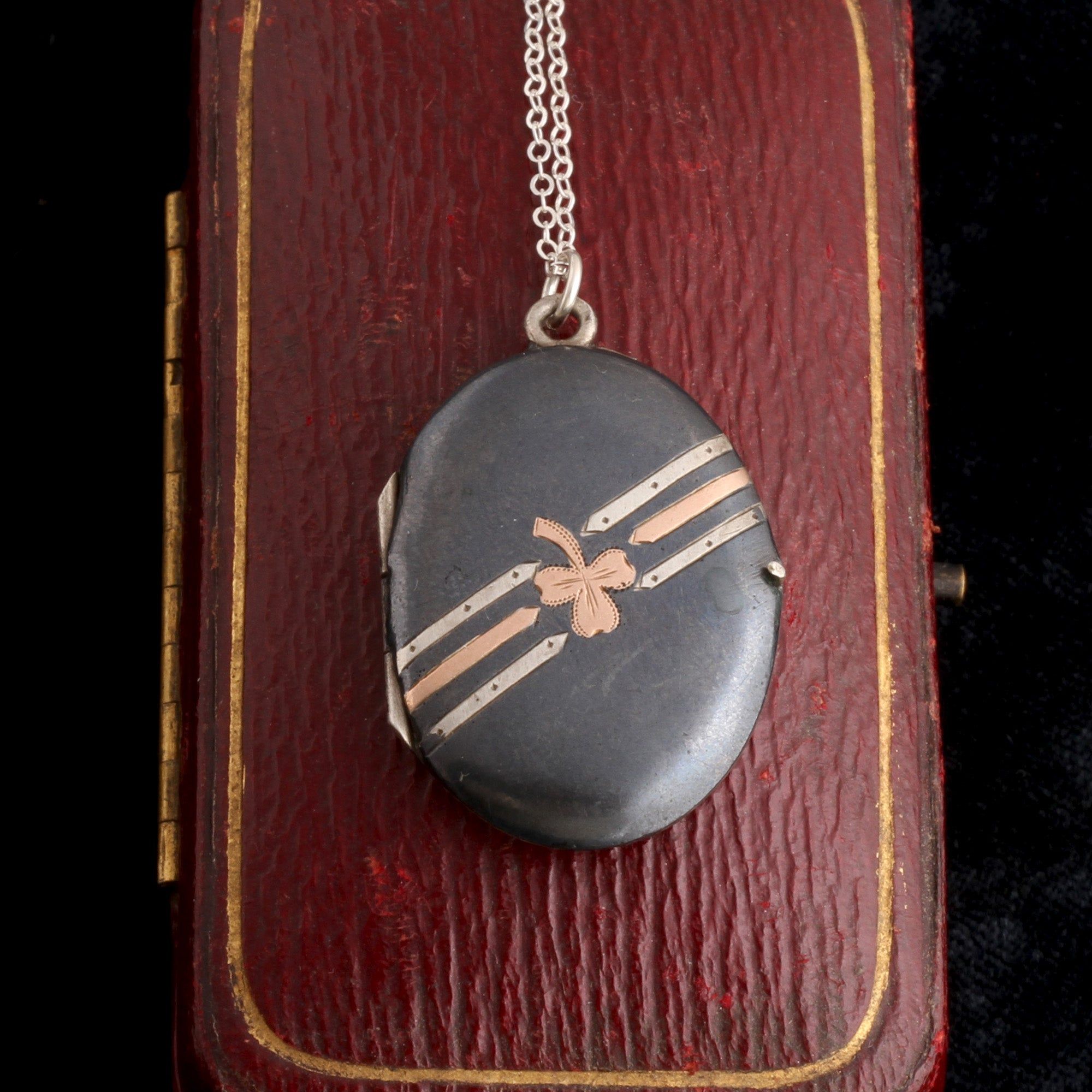 Victorian Niello Clover Locket