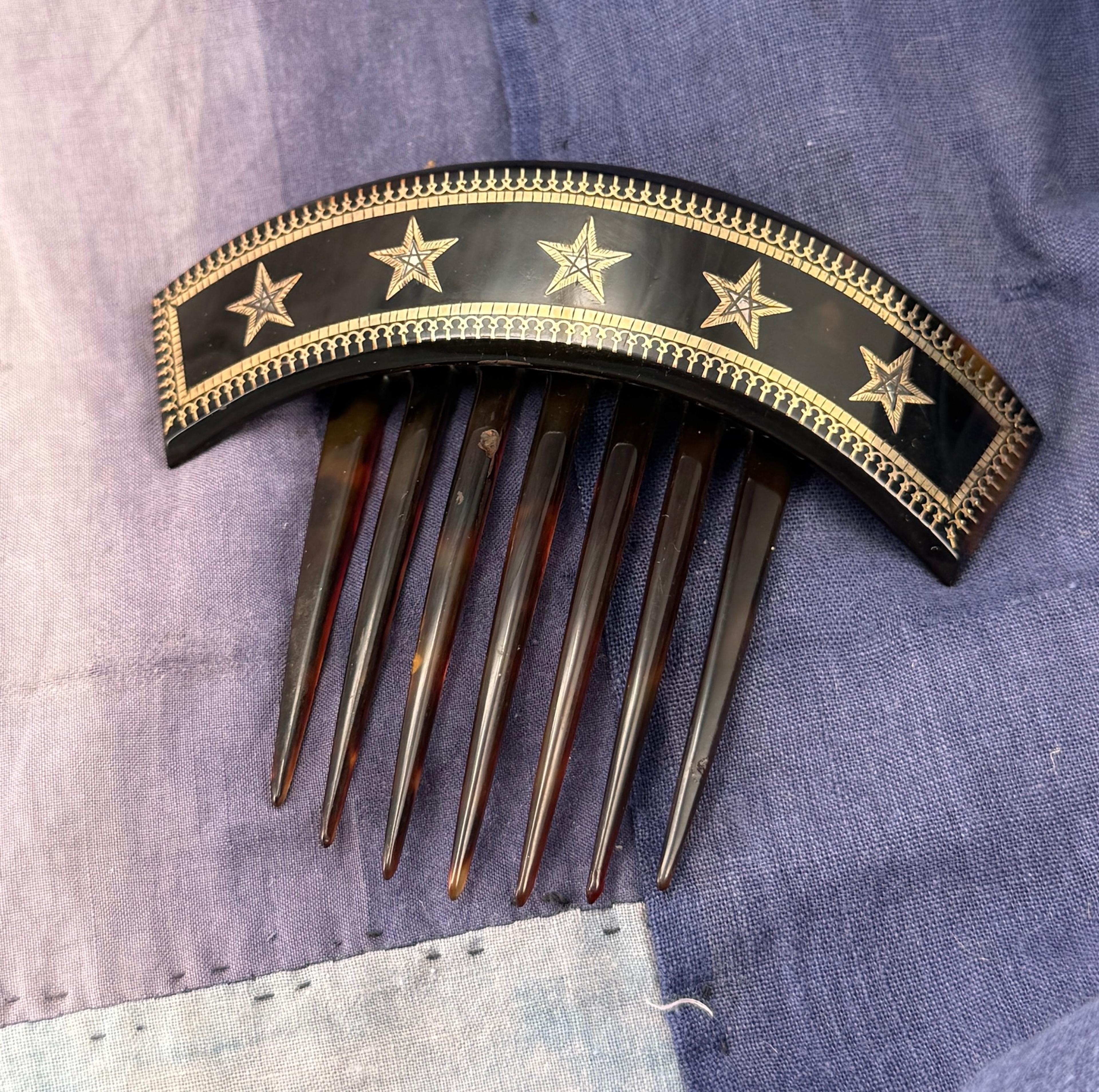 Tortoise Pique Hair Comb