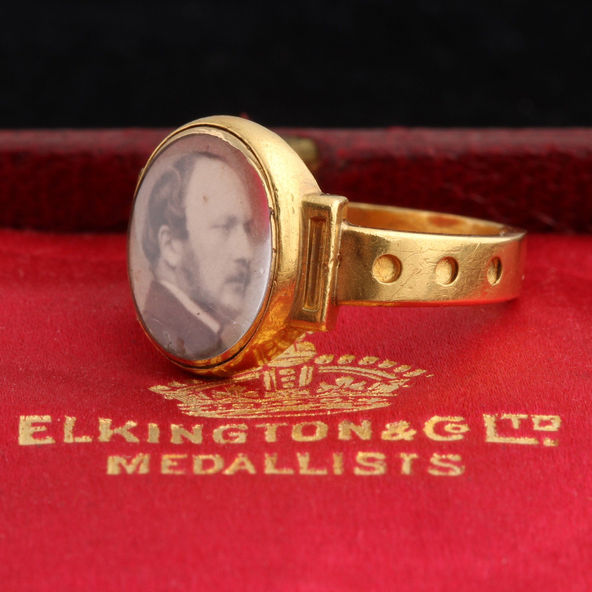 Victorian Prince Albert Memorial Ring