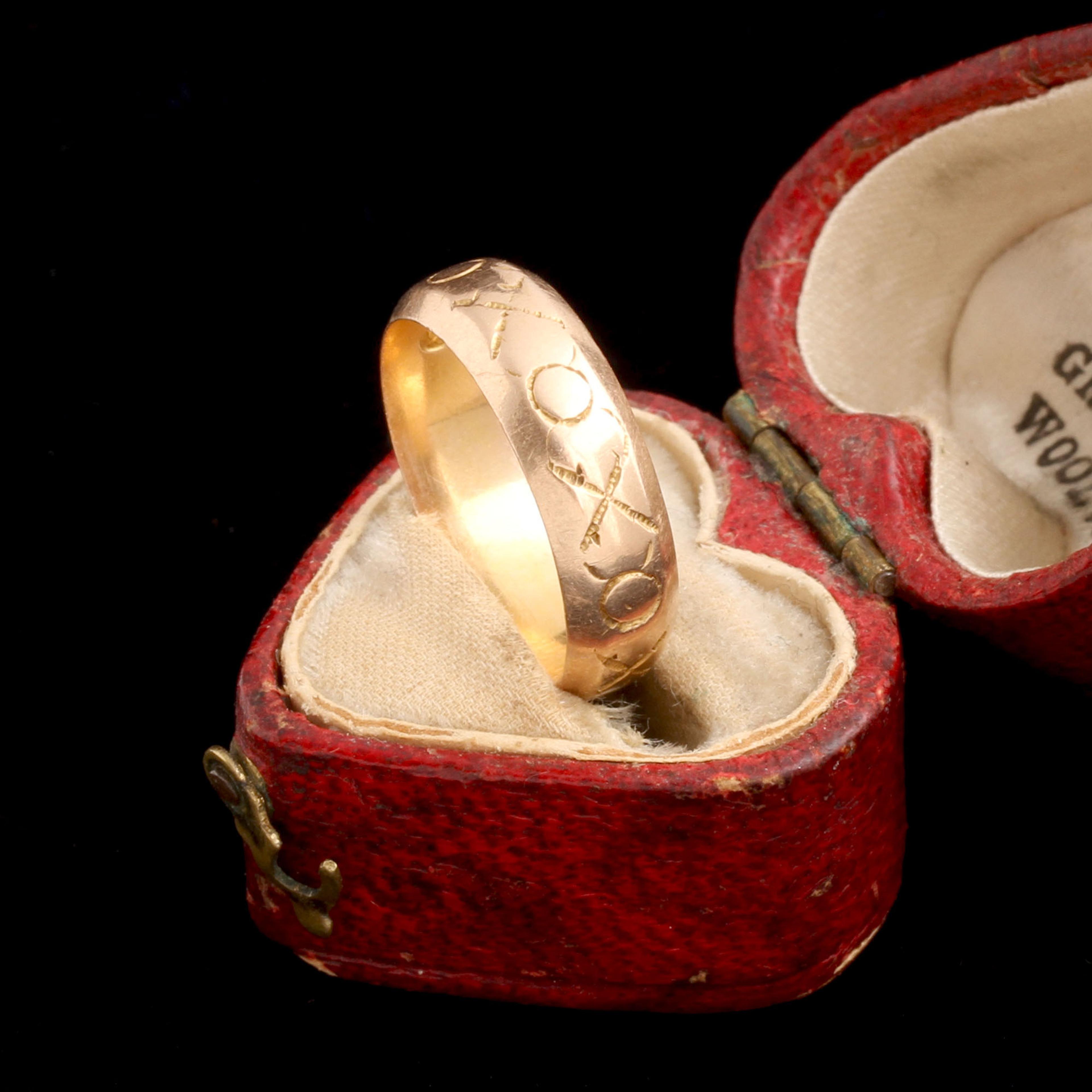 Late Victorian XOXO Band