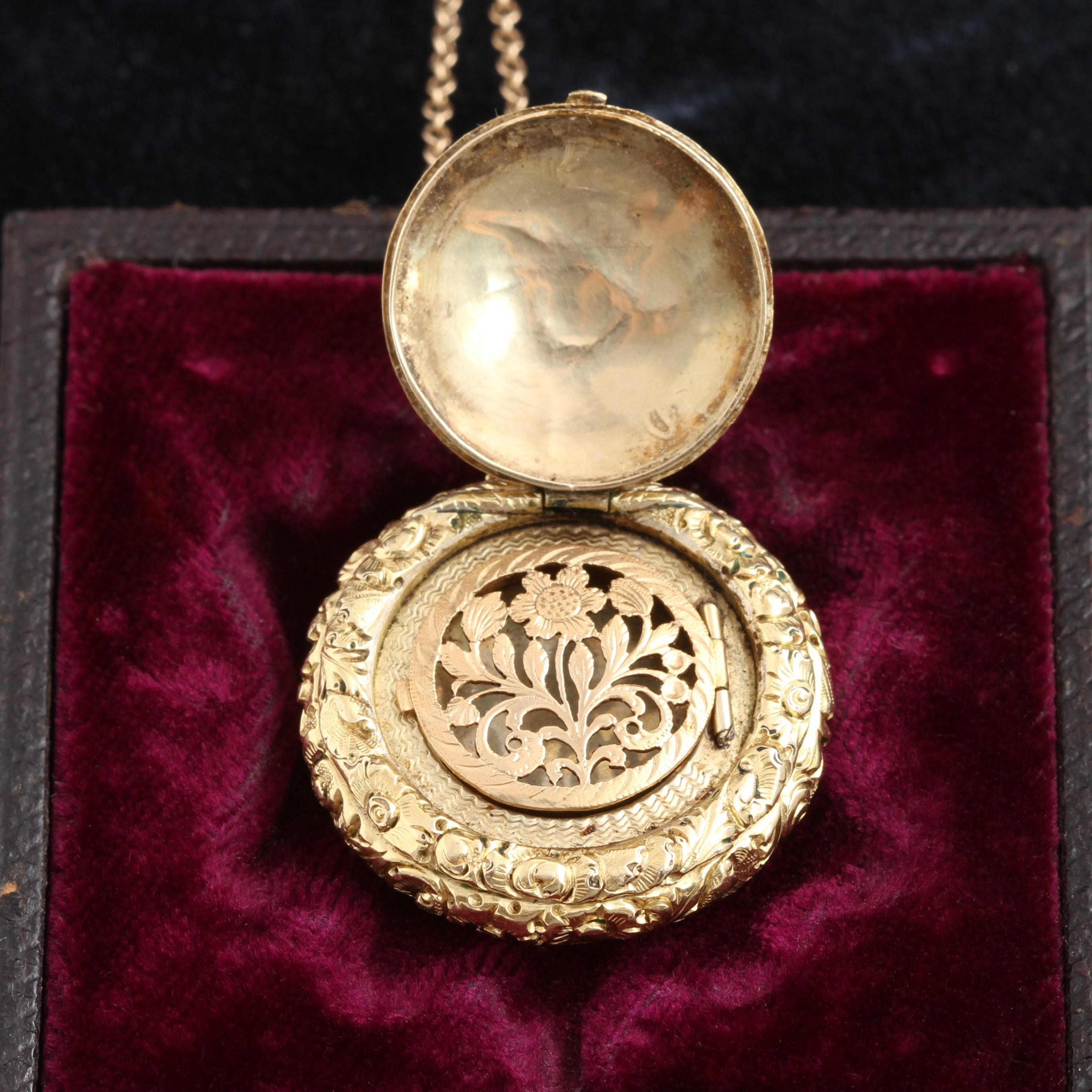 Georgian Vinaigrette with Locket