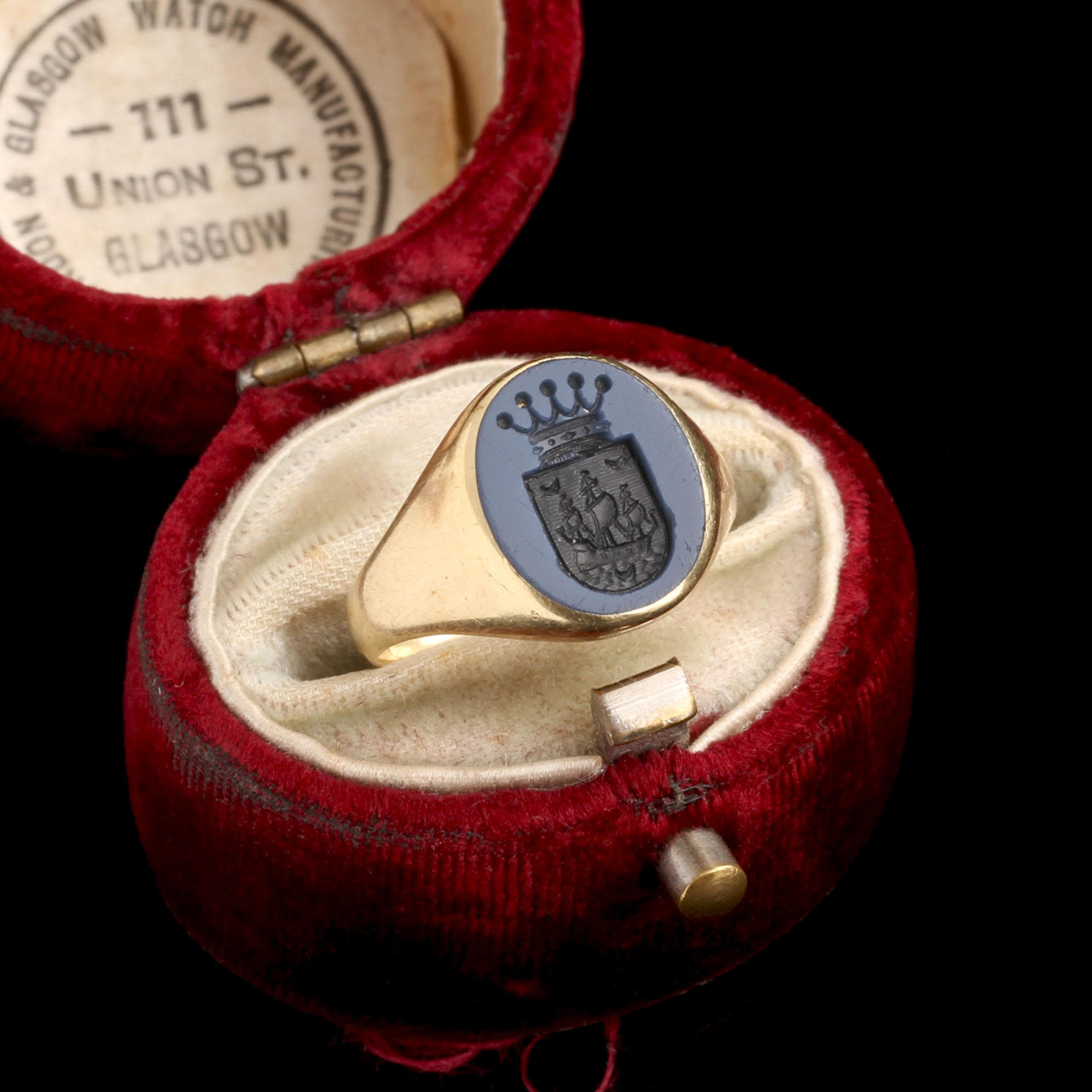 Late 19th Century Dutch Ship & Crescent Moons Nicolo Onyx Signet Ring