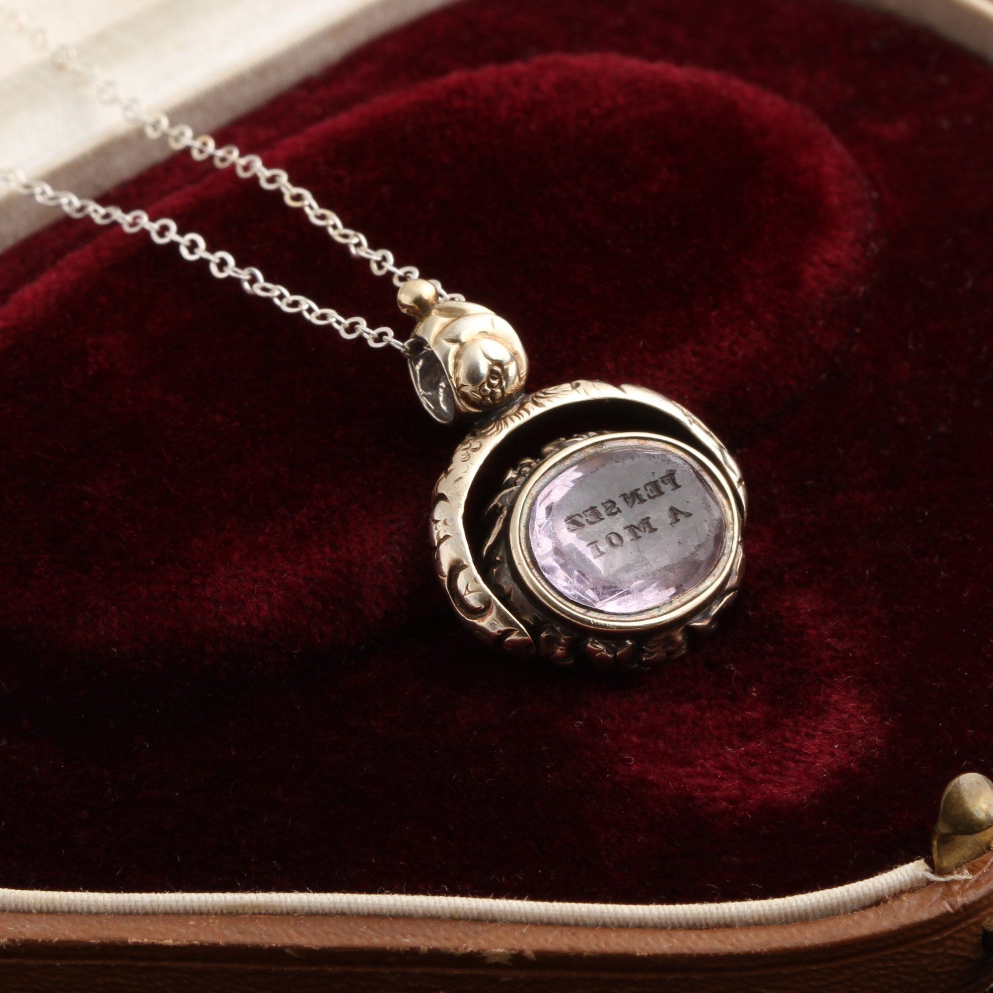 Georgian "Pensez A Moi" Swivel Seal