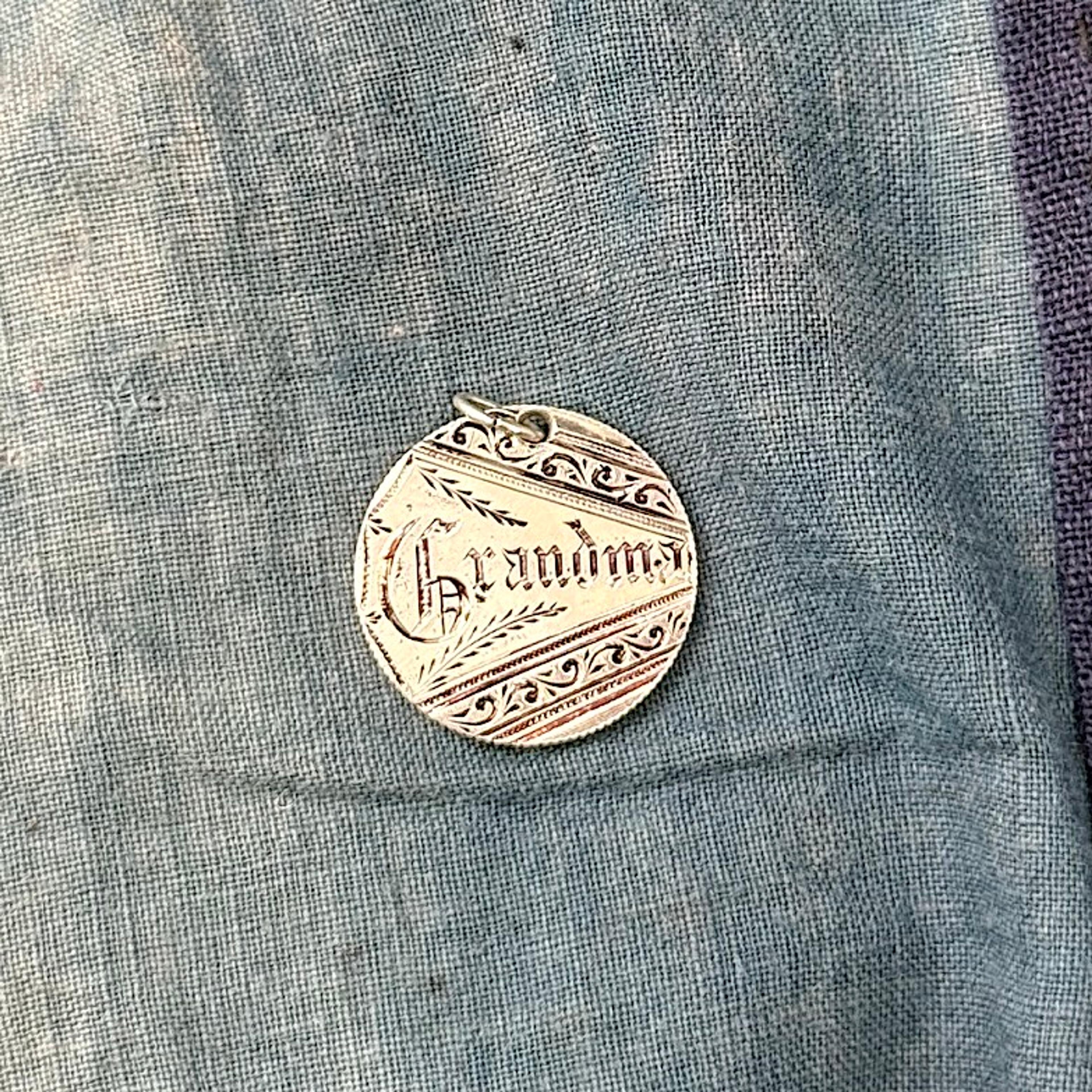 "GRANDMA" Love Token