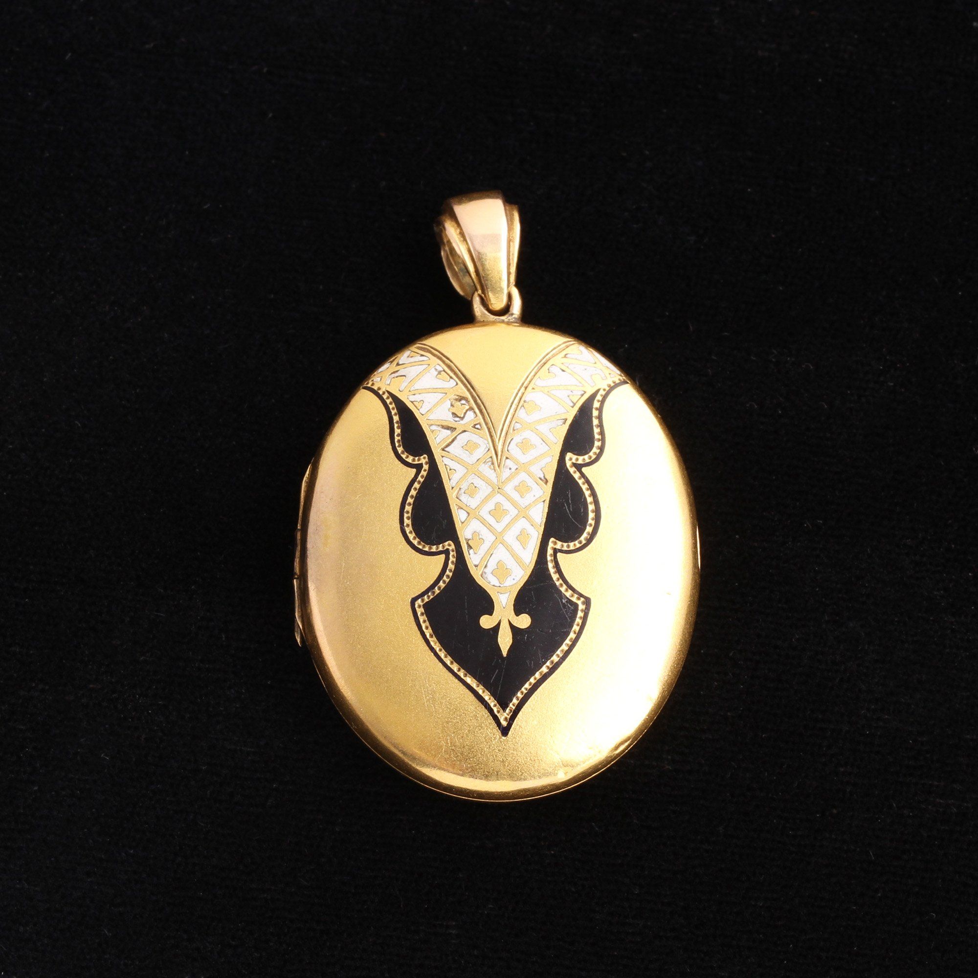 Victorian Black and White Enamel Locket