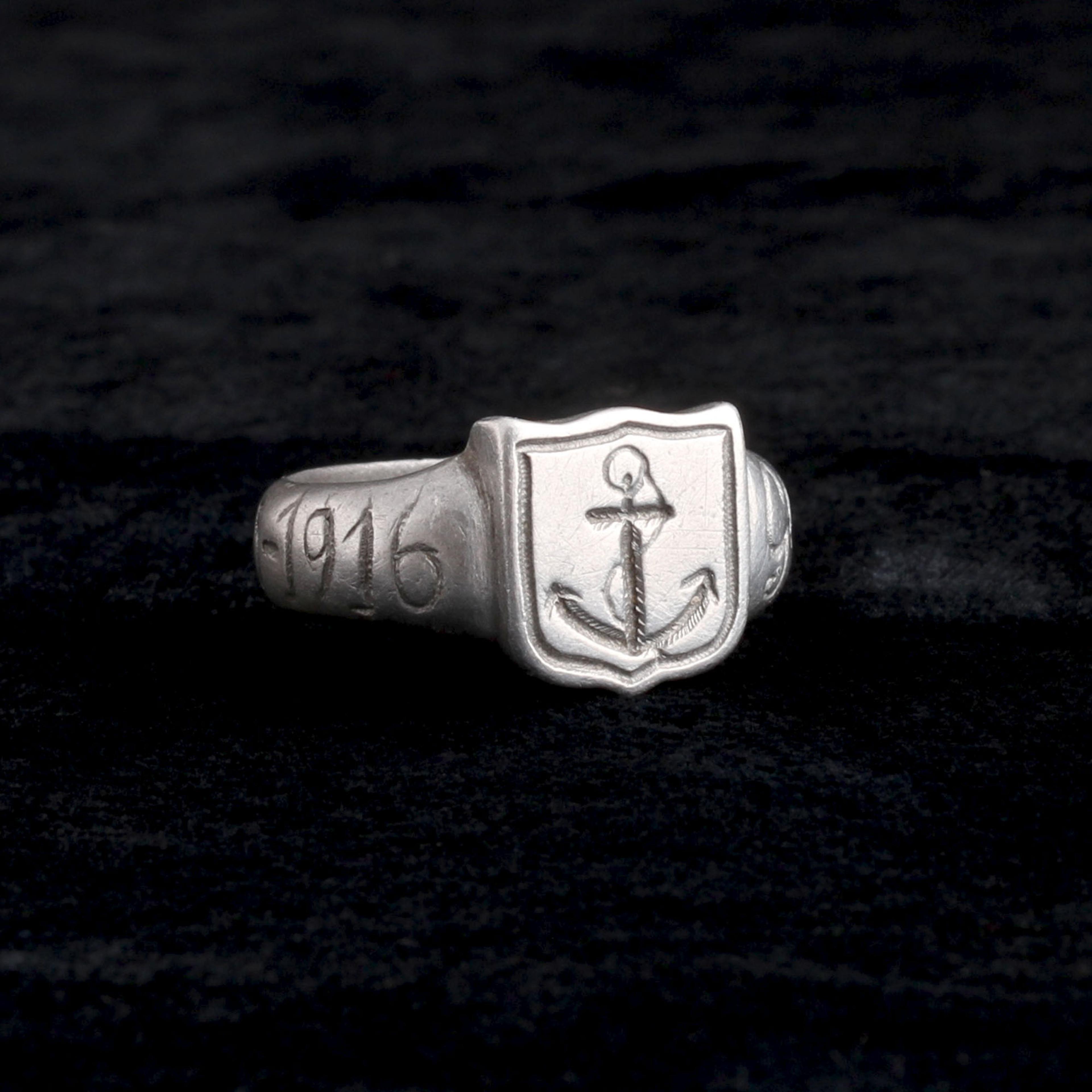WWI Trench Art Aluminum "Guerre" Anchor Signet Ring