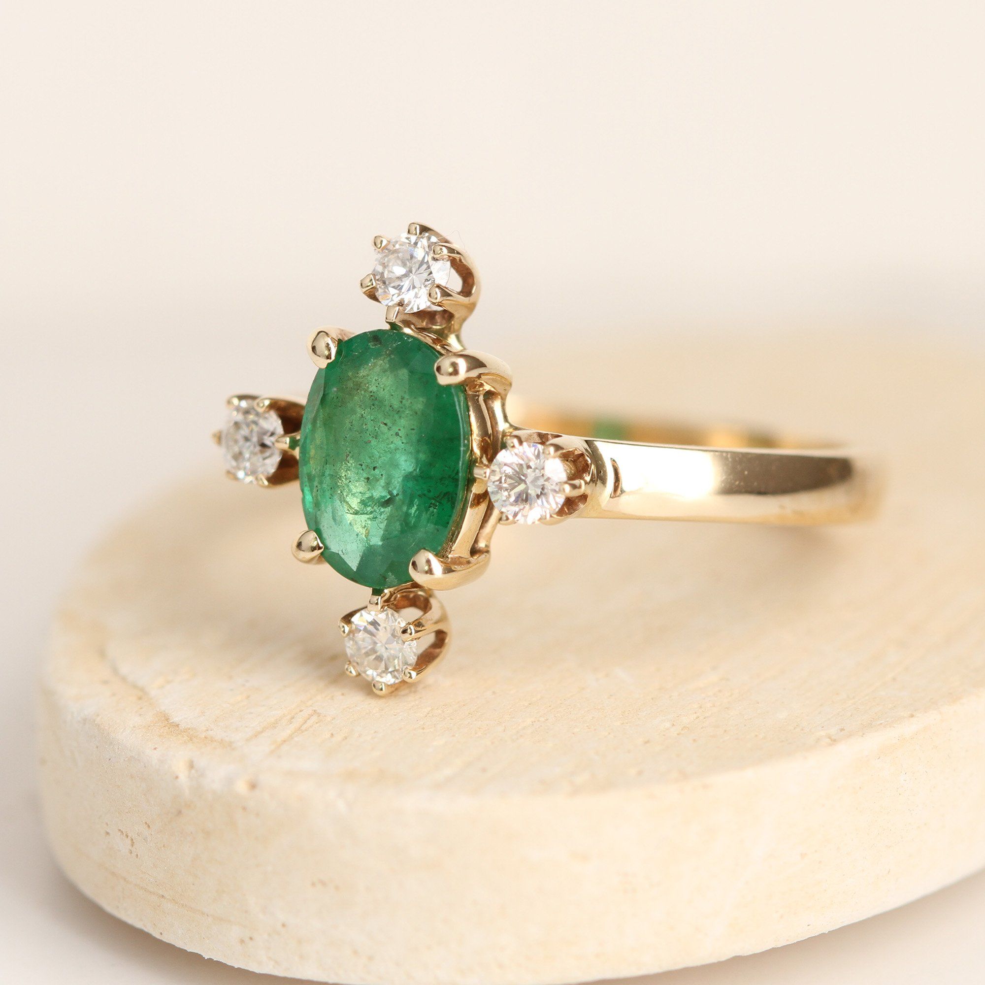 Directional Ring (Emerald)