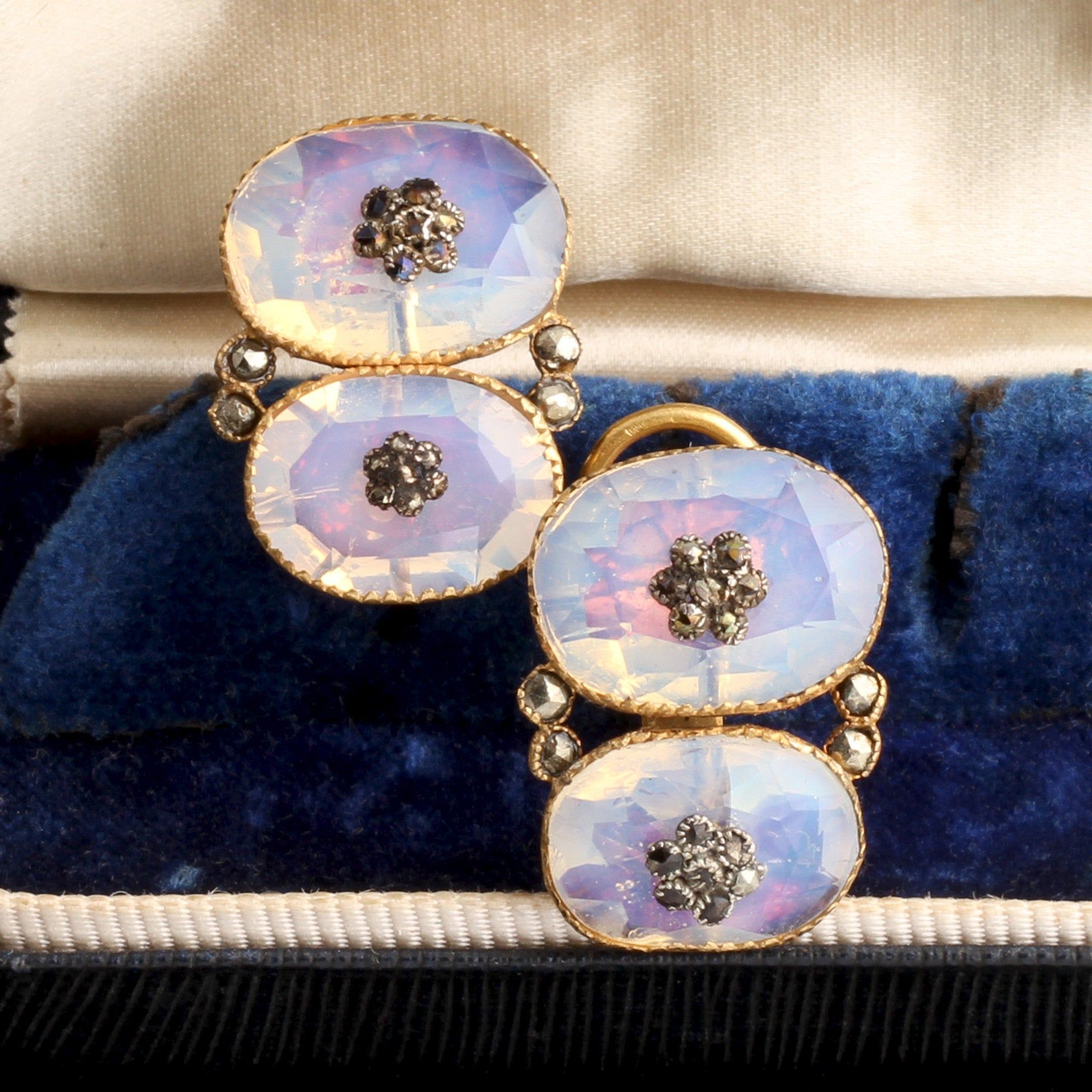 アクセサリー SOURCE Egg Earrings SOURCE Egg Earrings