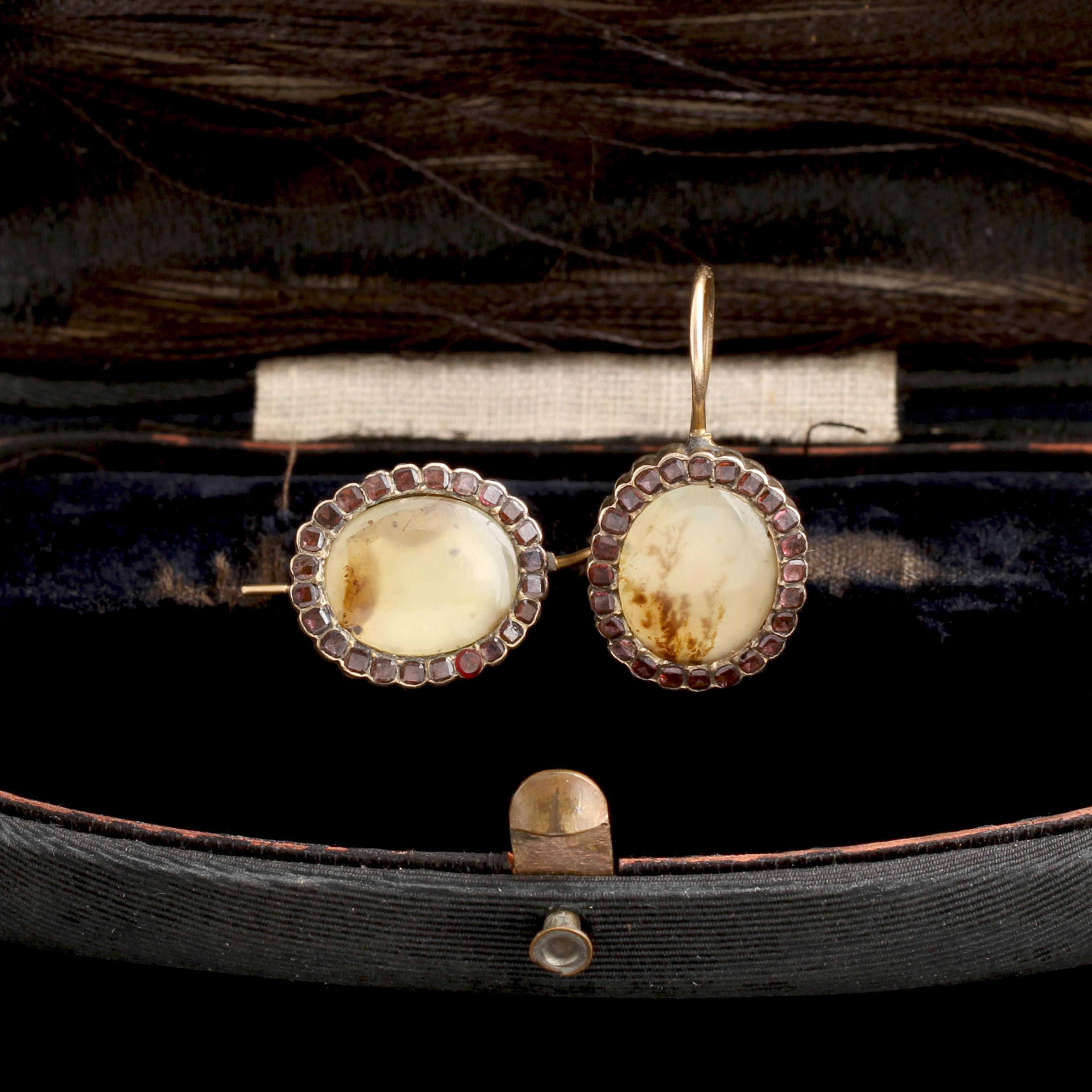 Georgian Dendritic Agate & Garnet Earrings