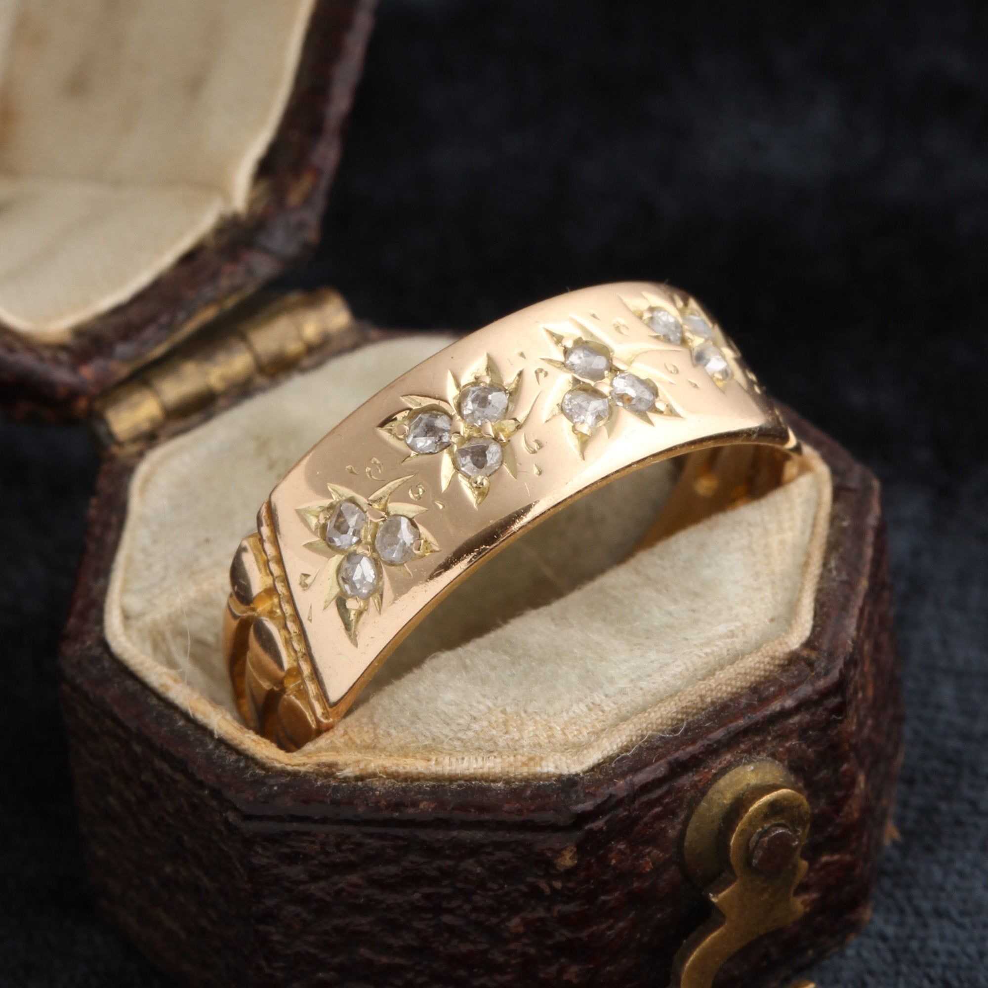 Victorian Diamonds & Leaves Ring