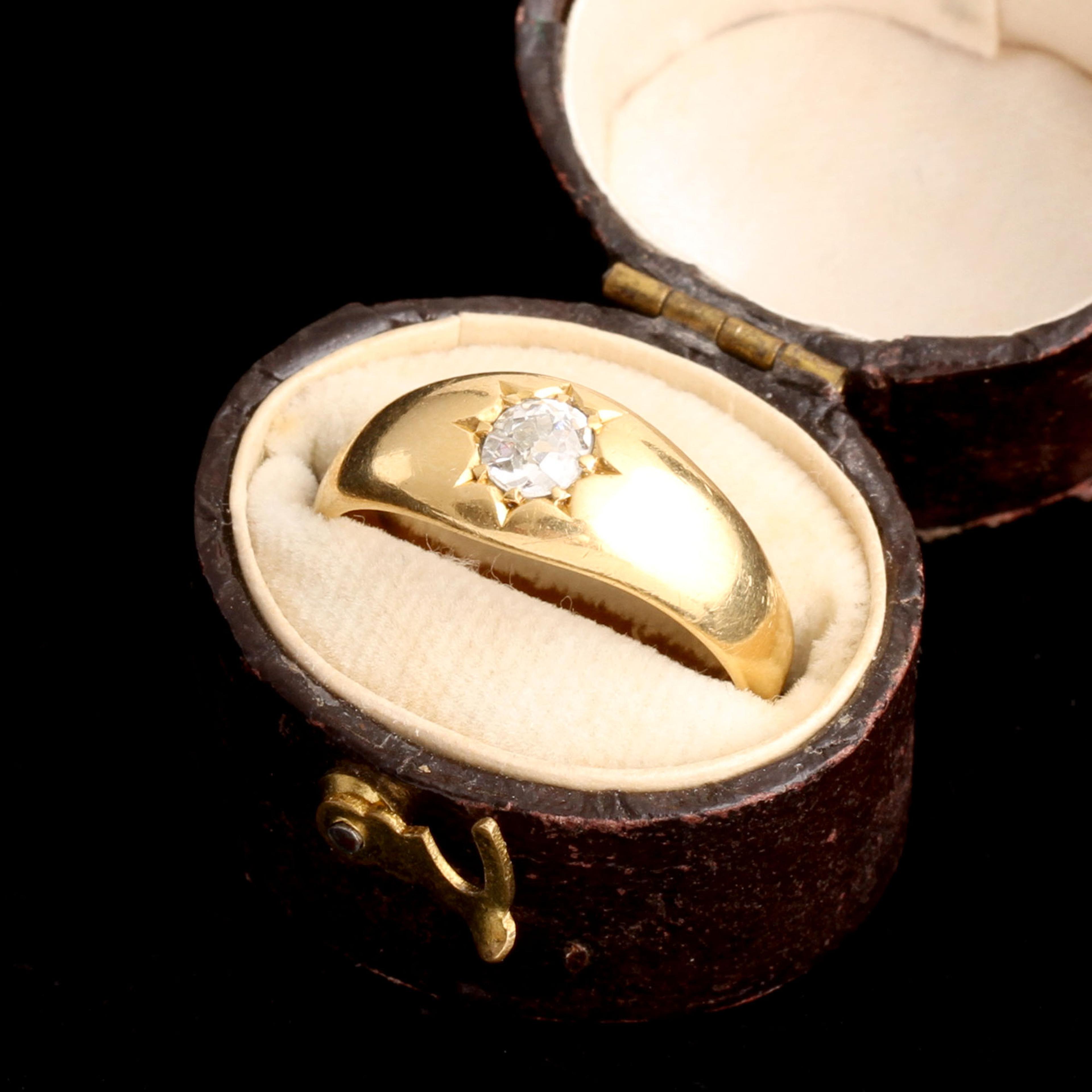 1920s Star-Set Old Cut Diamond Ring