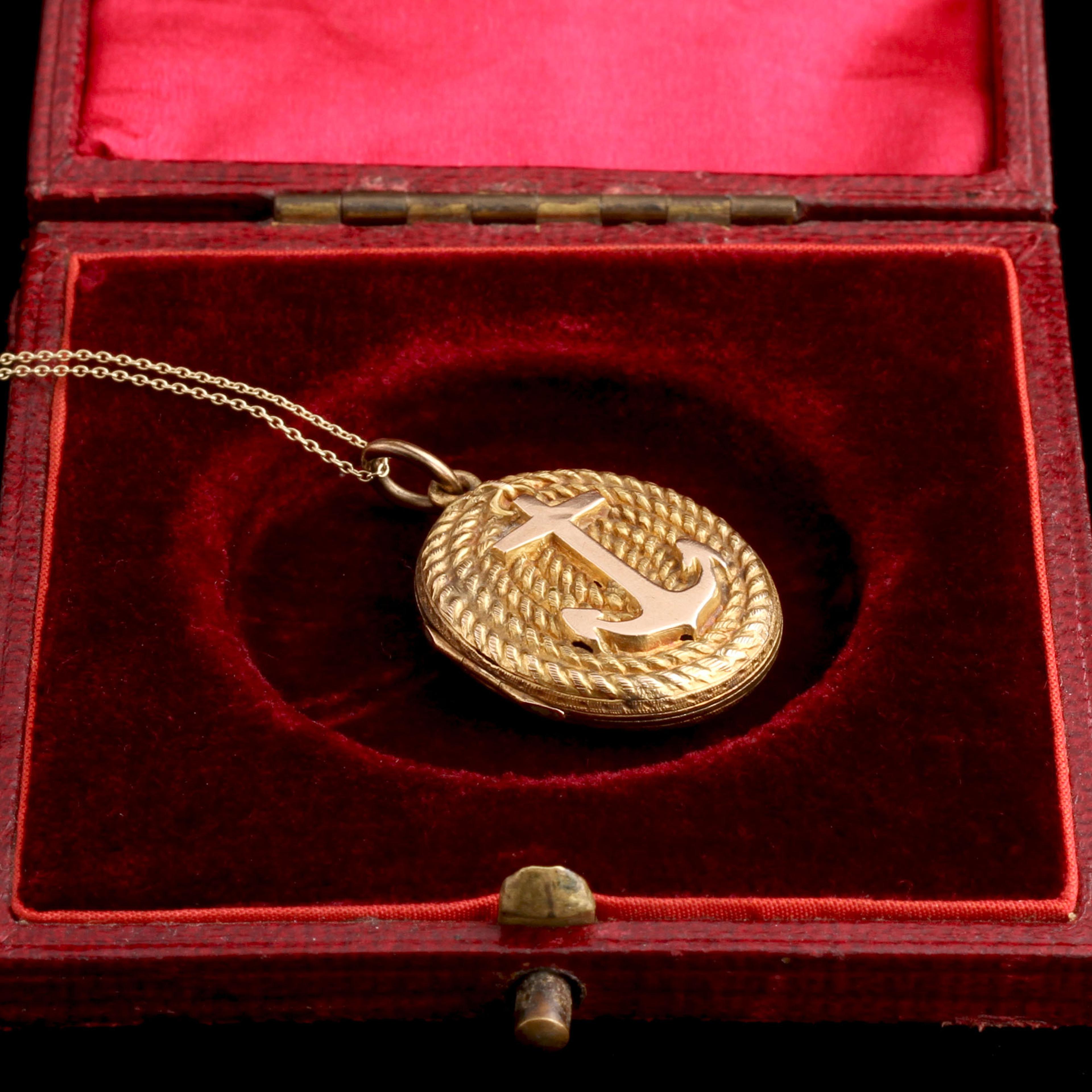 Victorian Anchor & Rope Locket