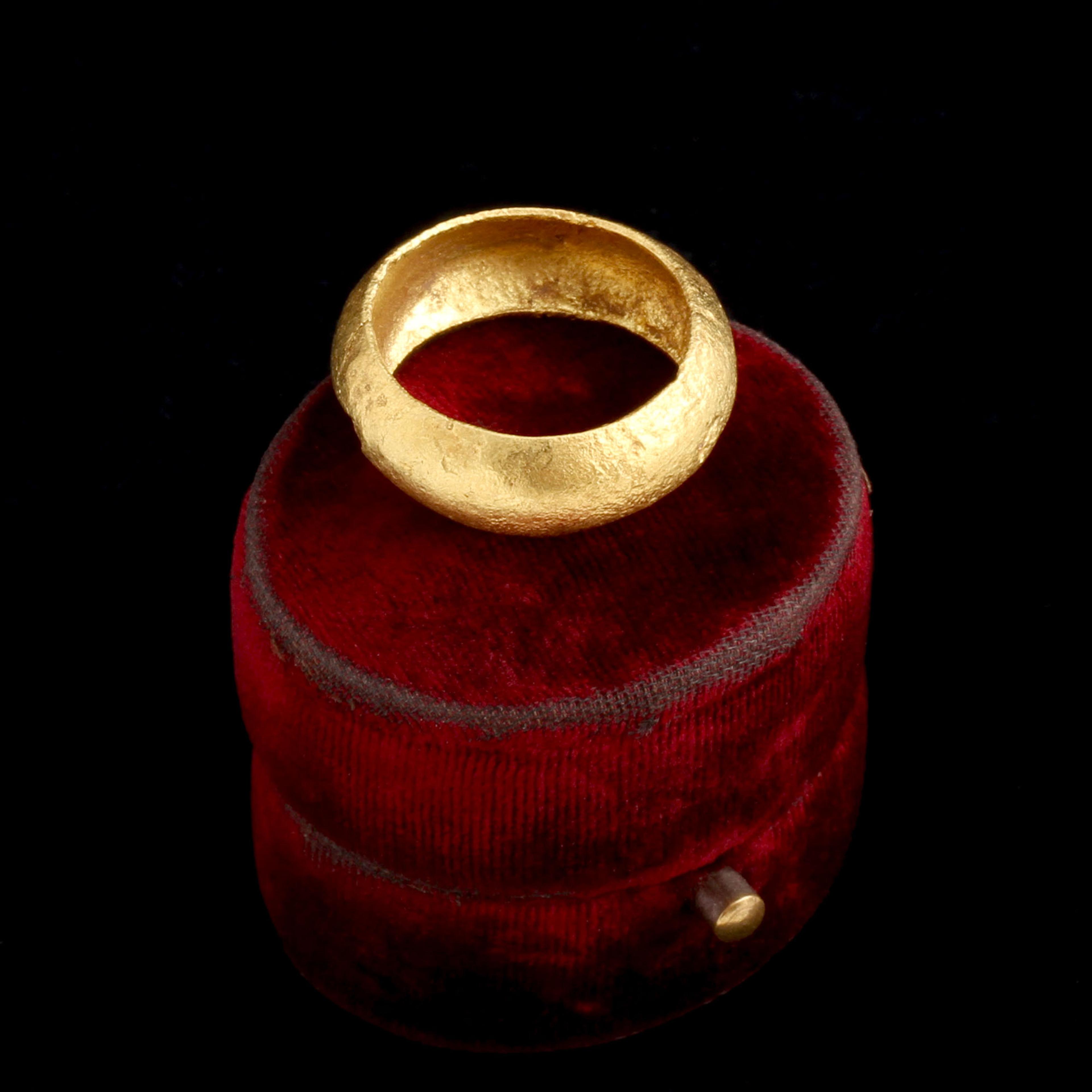 Ancient Roman Gold Band