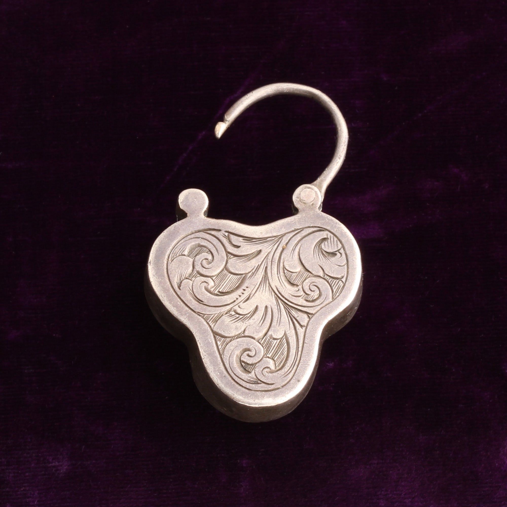 Victorian Carnelian Clover Padlock
