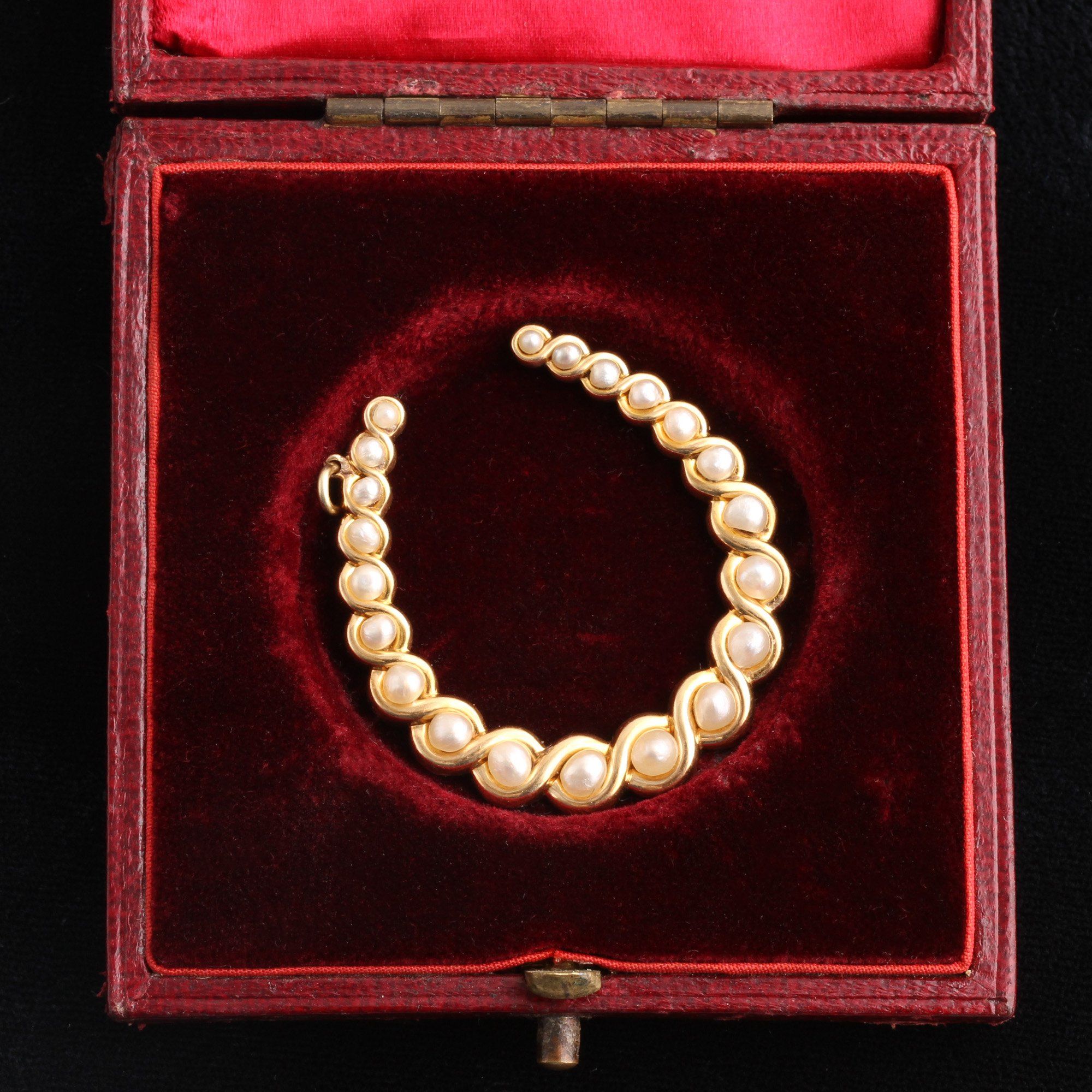 Victorian Pearl Horseshoe Pendant