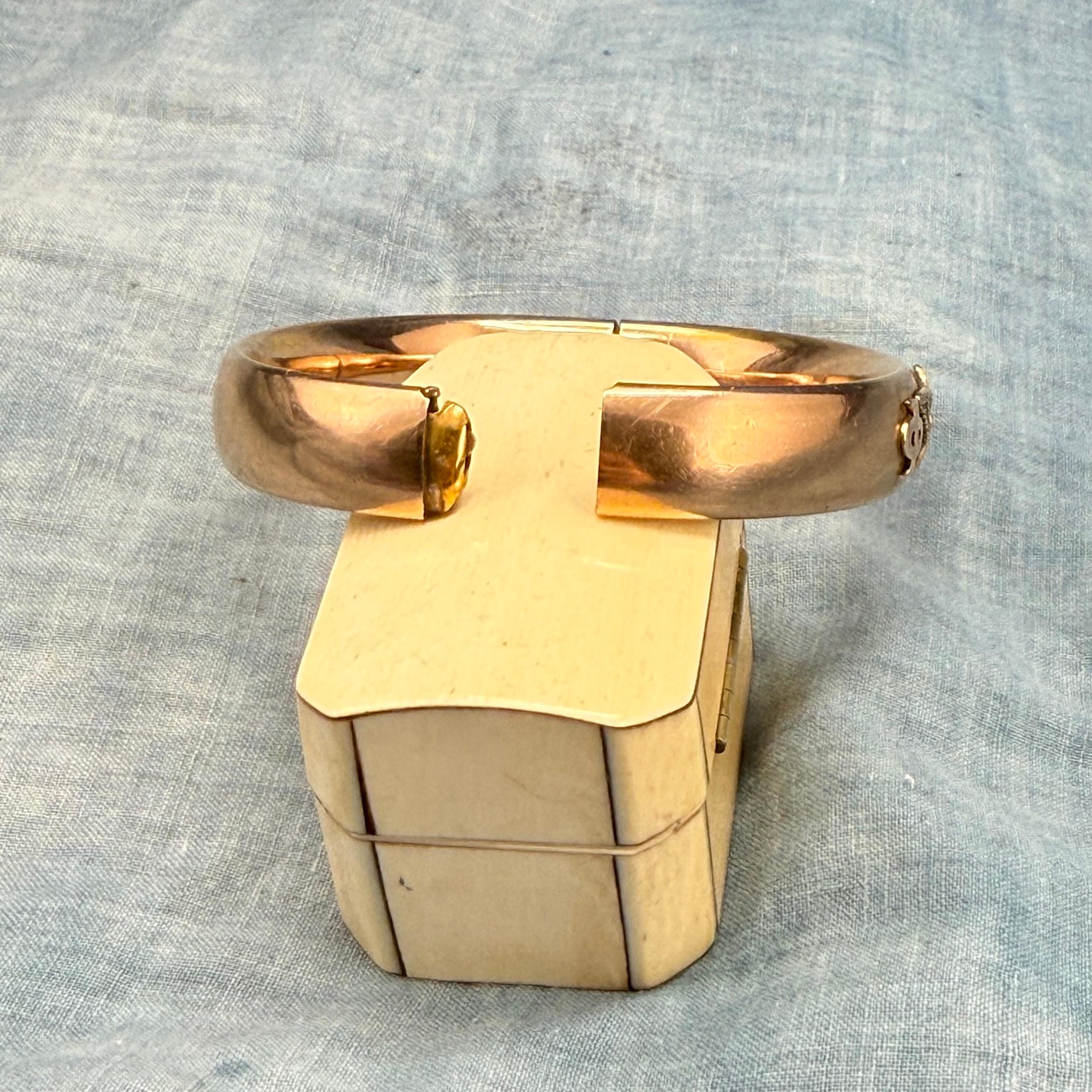 GF Bangle with Propeller, WW2