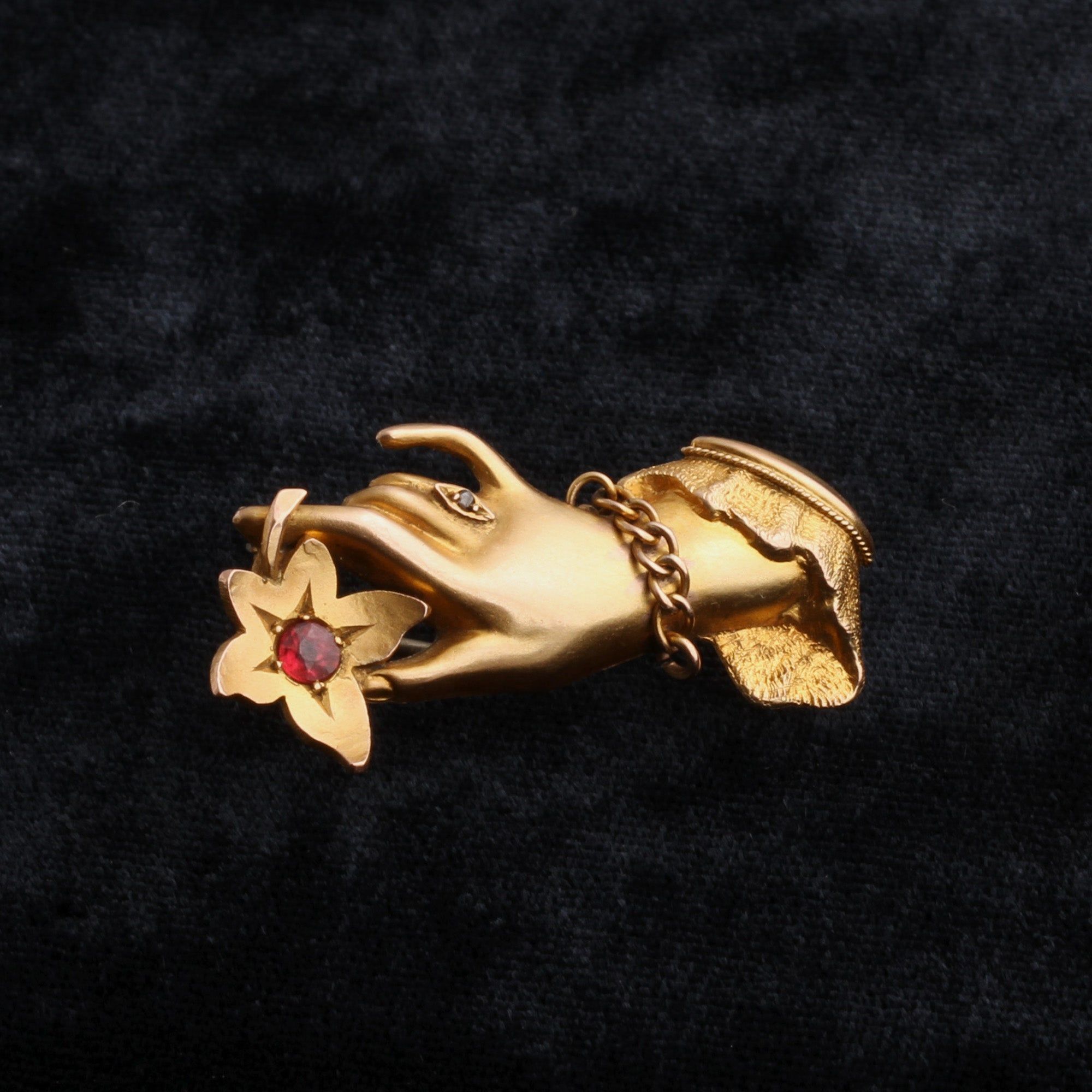 Edwardian Hand with Ivy Leaf Brooch