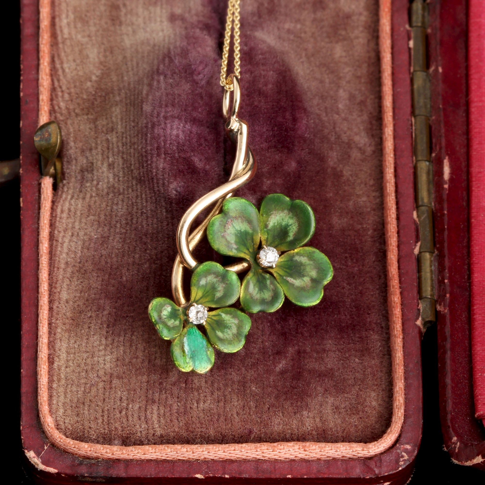 Late Victorian Enamel & Diamond Clover Necklace