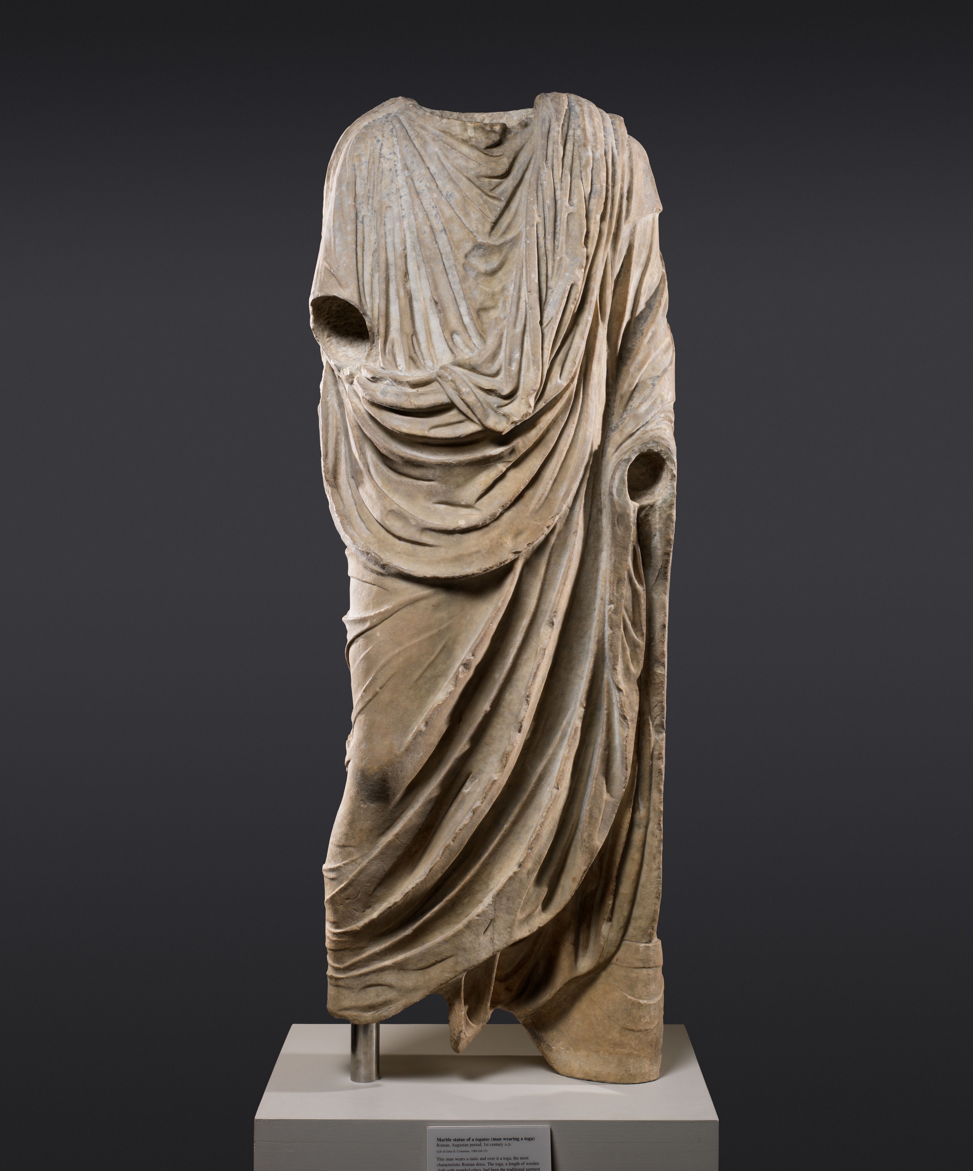 Photo of a marble statue of a togatus (man wearing a toga), 1st century A.D., Metropolitan Museum of Art