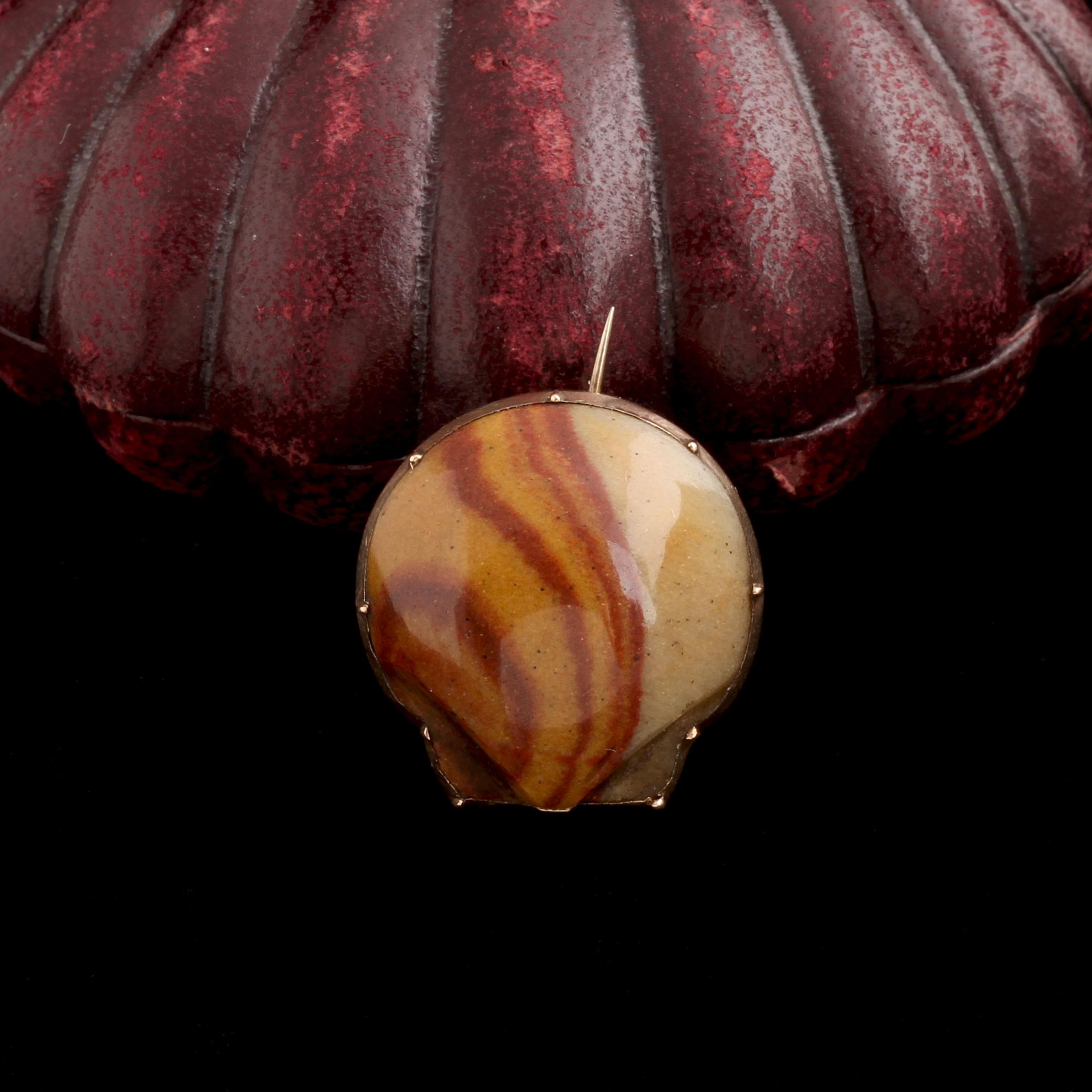 Victorian Agate Shell Brooch