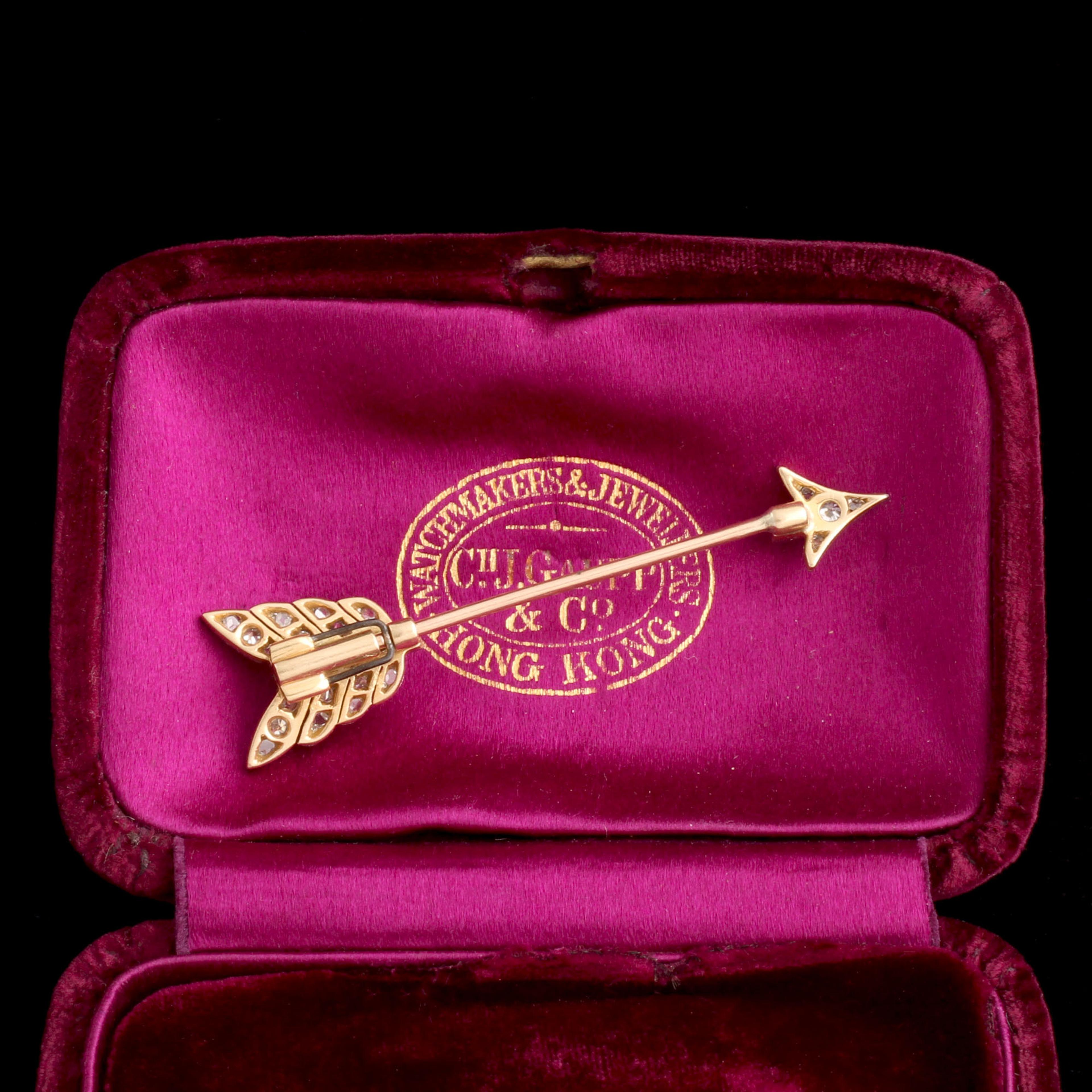 Edwardian Diamond Arrow Jabot Pin