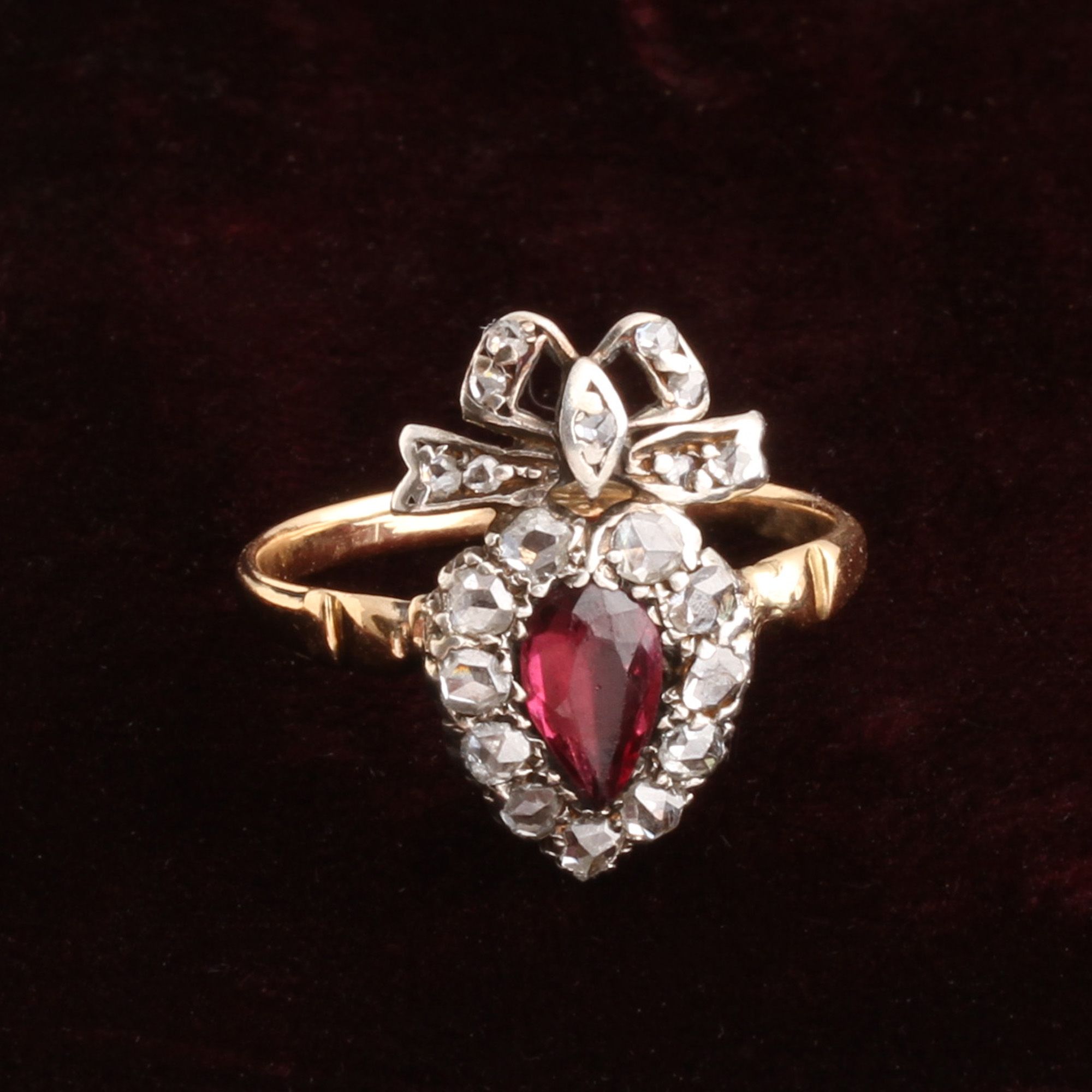 Early Victorian Garnet & Diamond Heart Ring