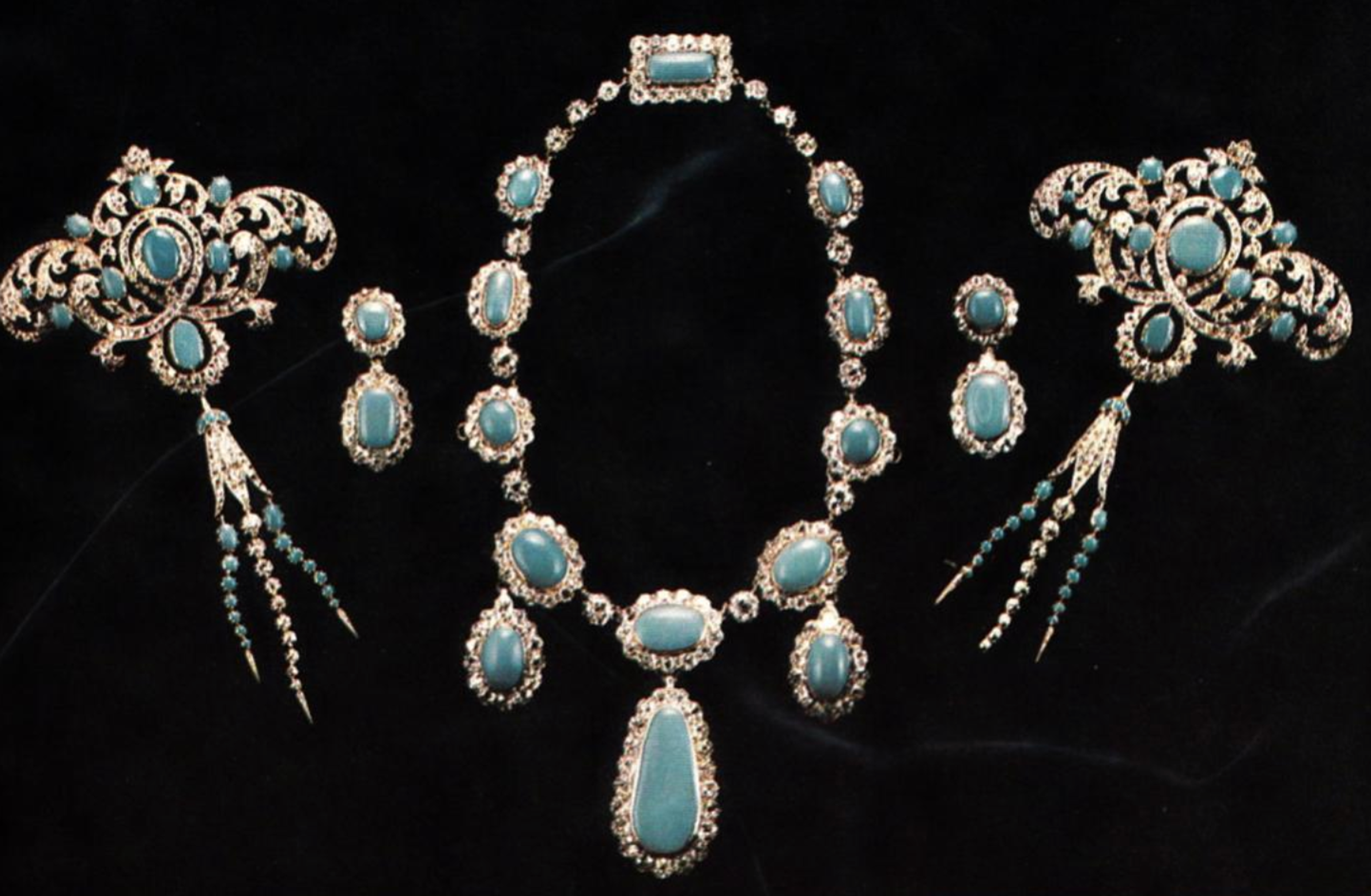 Frances Anne's turquoise parure