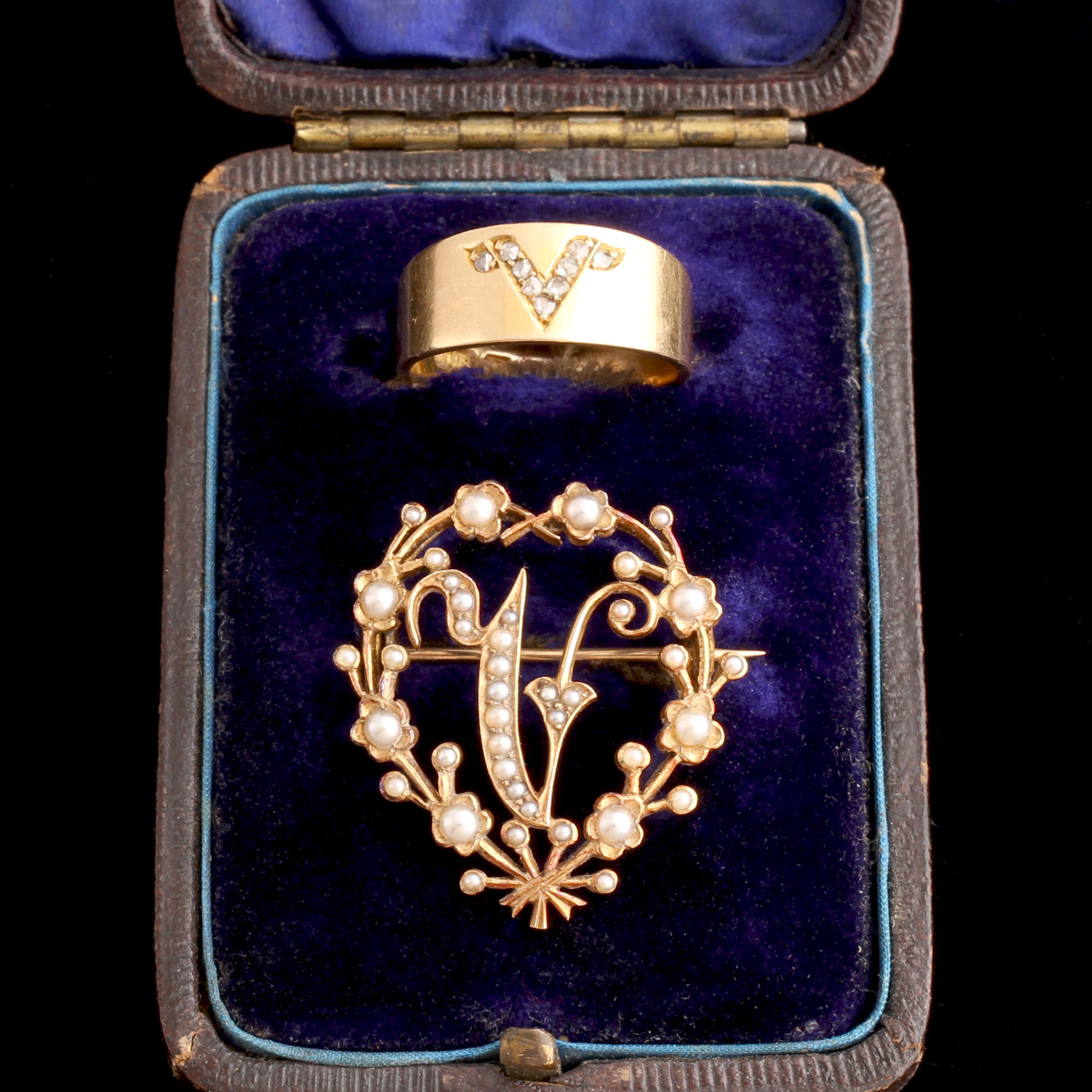 Victorian Boxed "V" Ring & Brooch Gift from the Queen